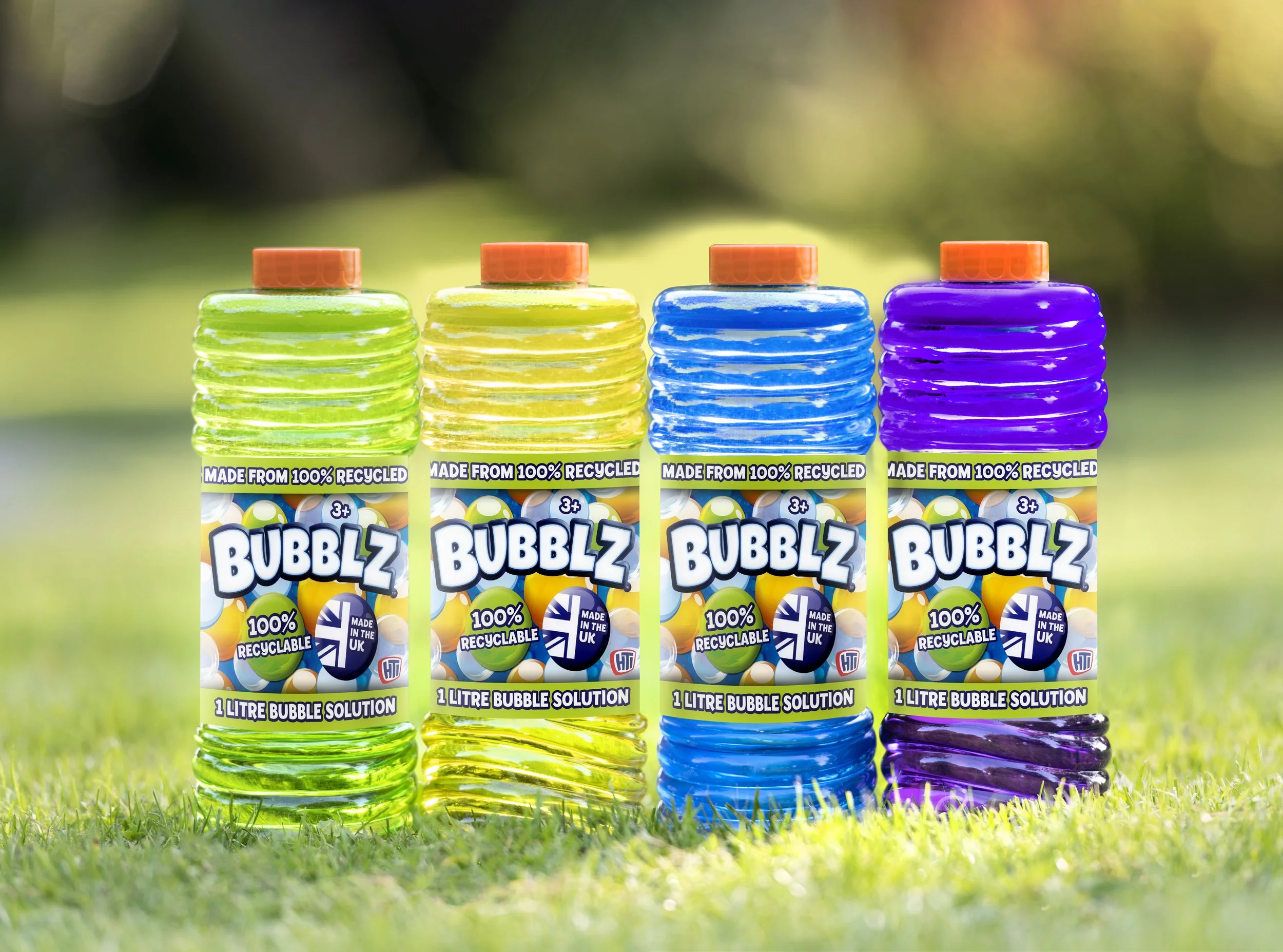 Bubbles products shot outside to give reference setting 
