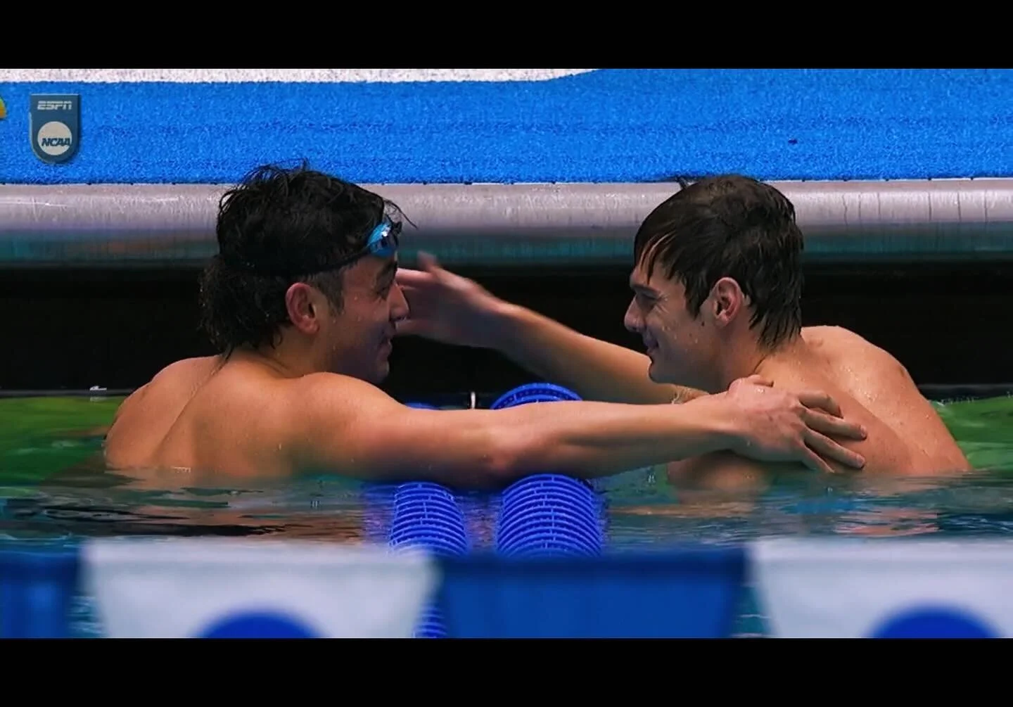 This is what the sport is about! Such great sportsmanship!