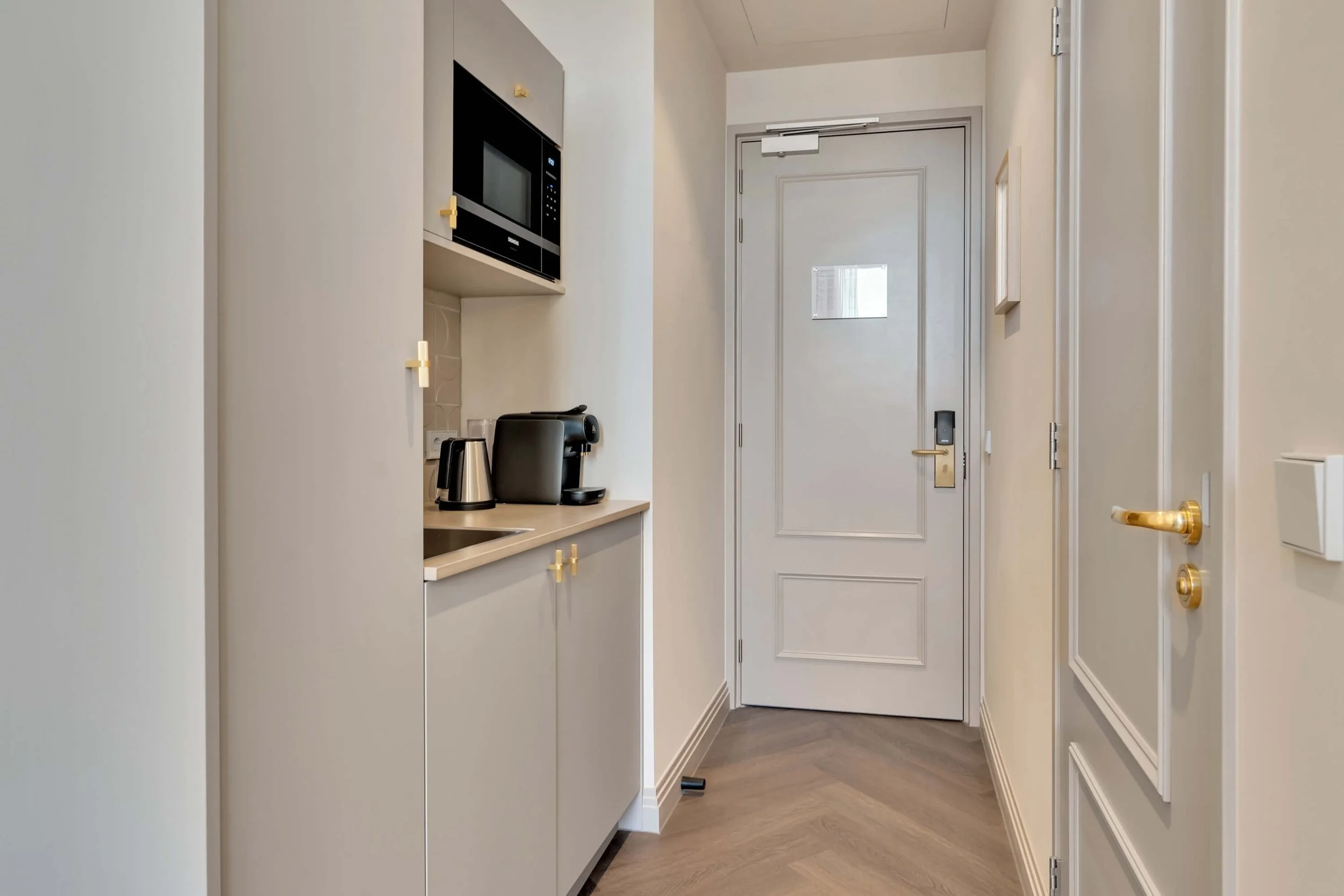 Hotel Kobalt-Den-Haag - Kamer 35 - 6.jpg