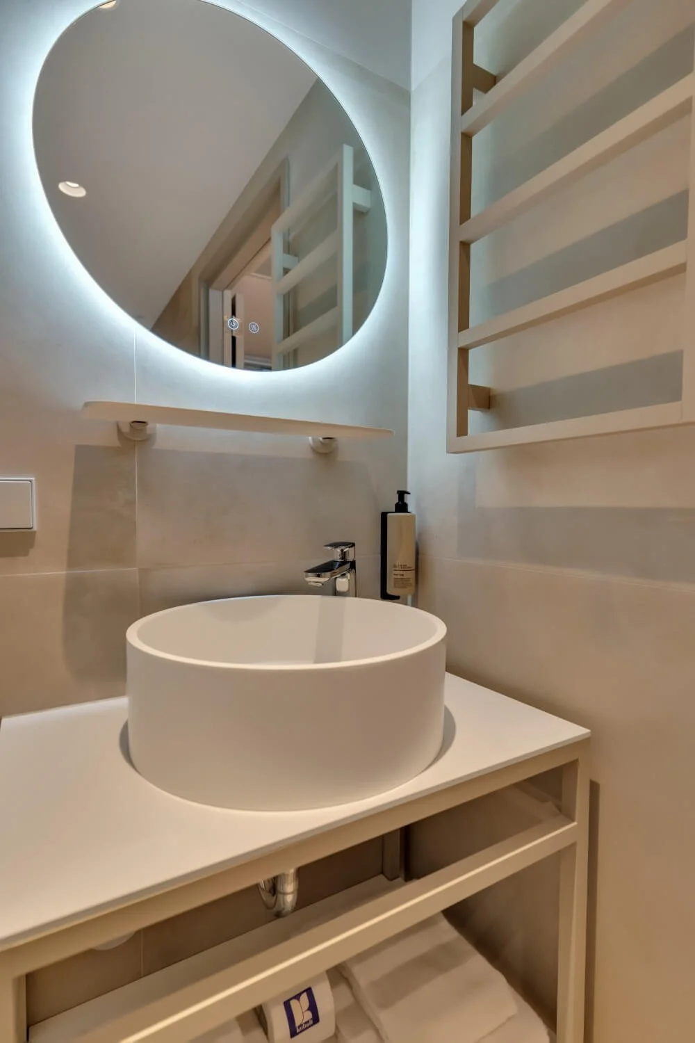 Hotel Kobalt - Den Haag - Kamer 45 - 9.jpg