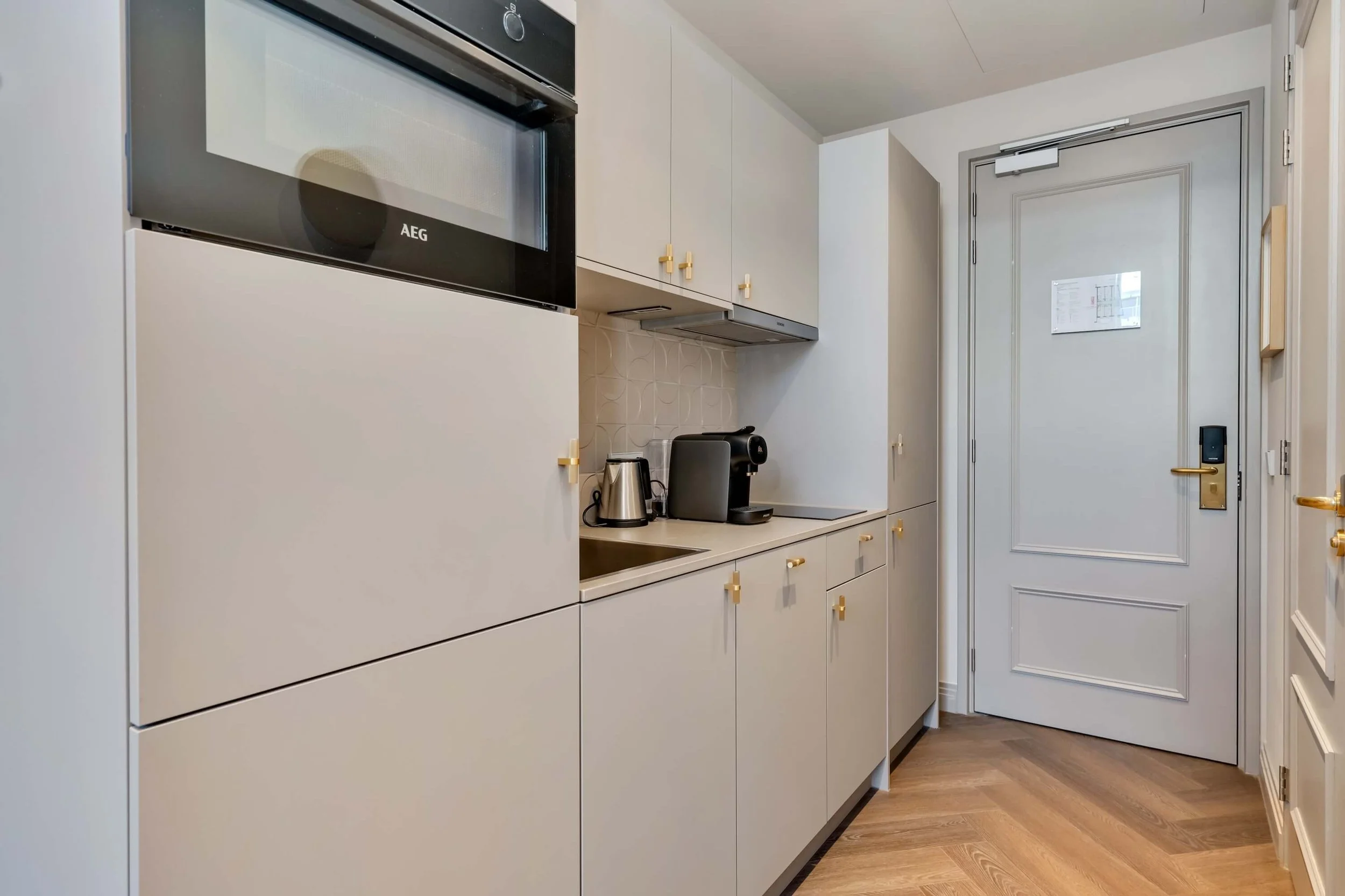 Hotel Kobalt - Den Haag - Kamers 22 en 23 - 10.jpg