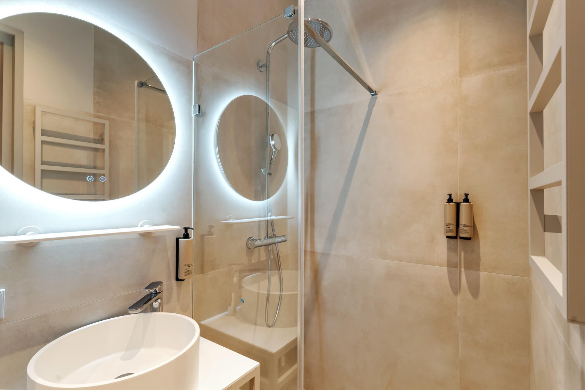 Hotel Kobalt - Den Haag - Kamers 22 en 23 - 13.jpg