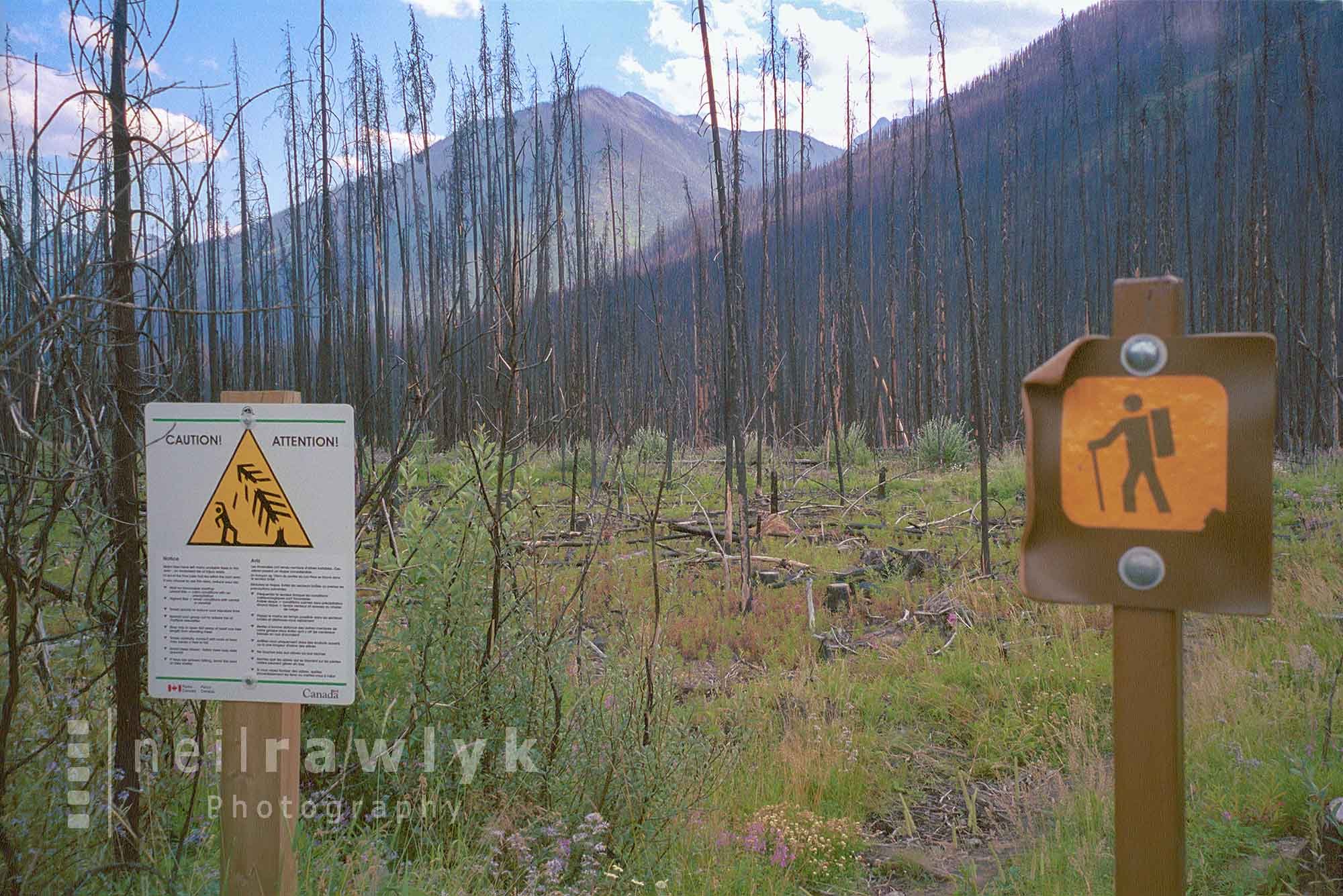 Rockwall Trail warning signs