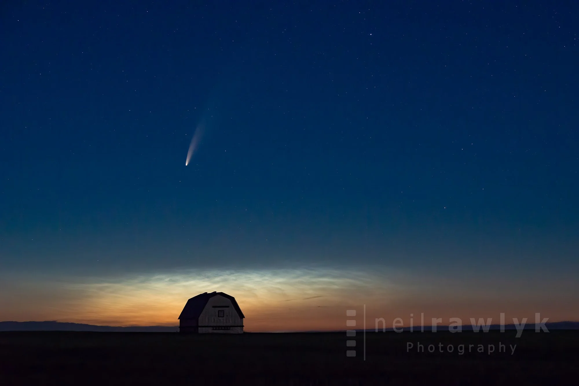 Comet NEOWISE and Barn