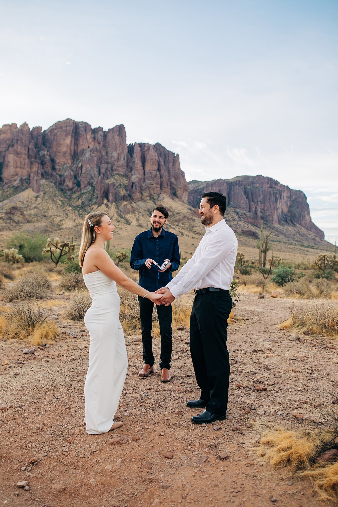 the-joys-of-a-morning-elopement-an-intimate-wedding-in-the-arizona-desert-12.jpg