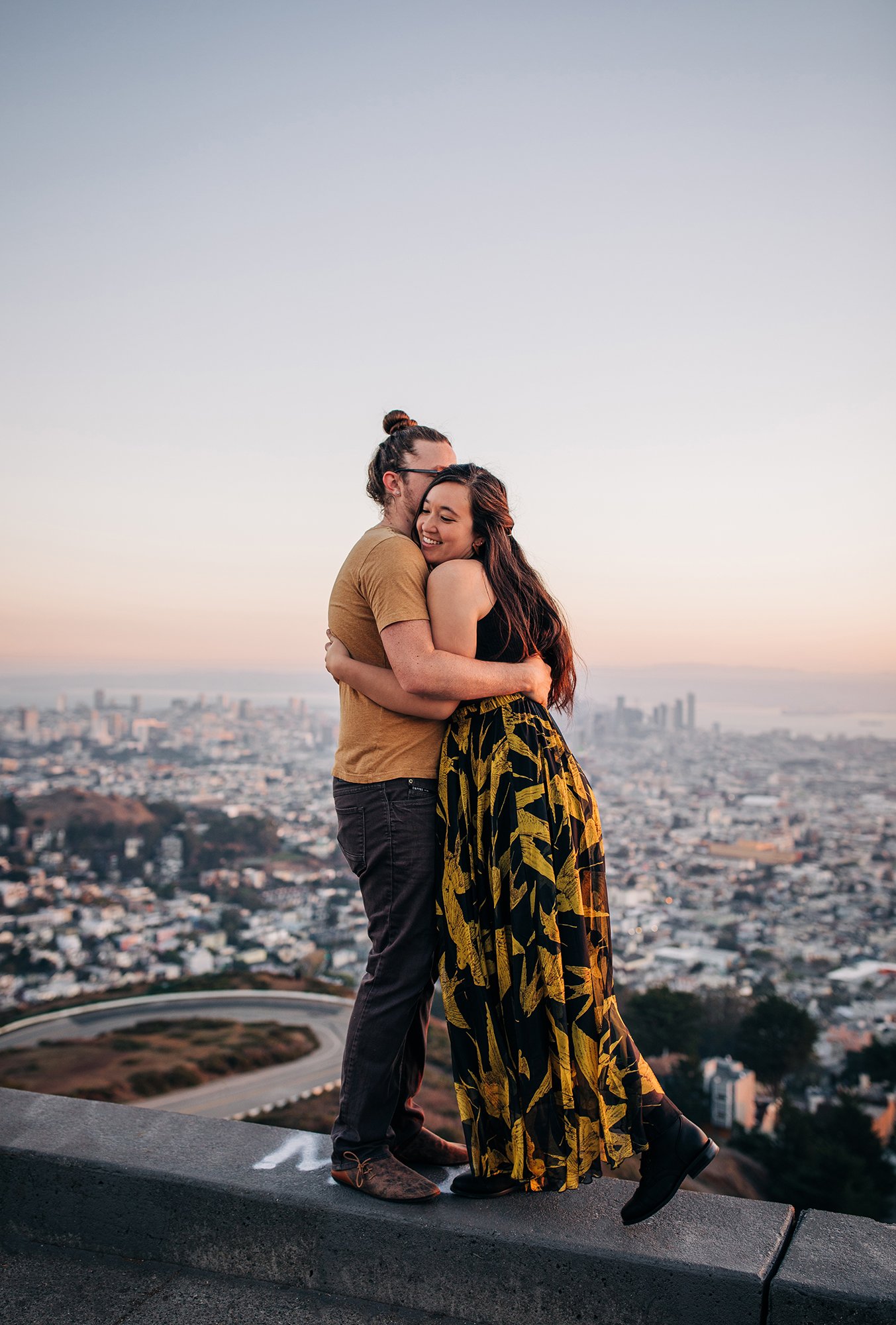 twin-peaks-san-francisco-engagement-session-15.jpg