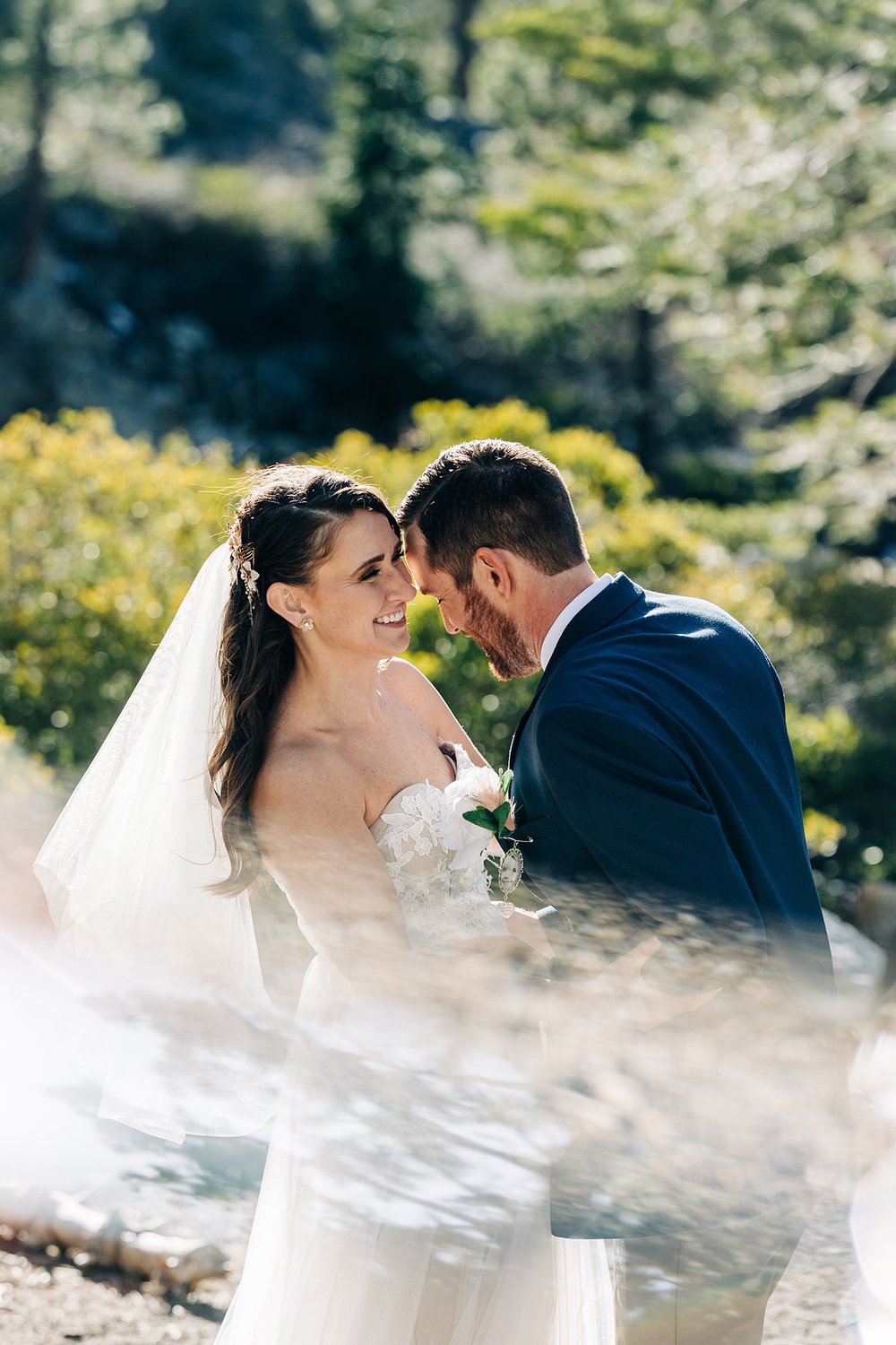 true-elopement-lake-tahoe-california-30.jpg