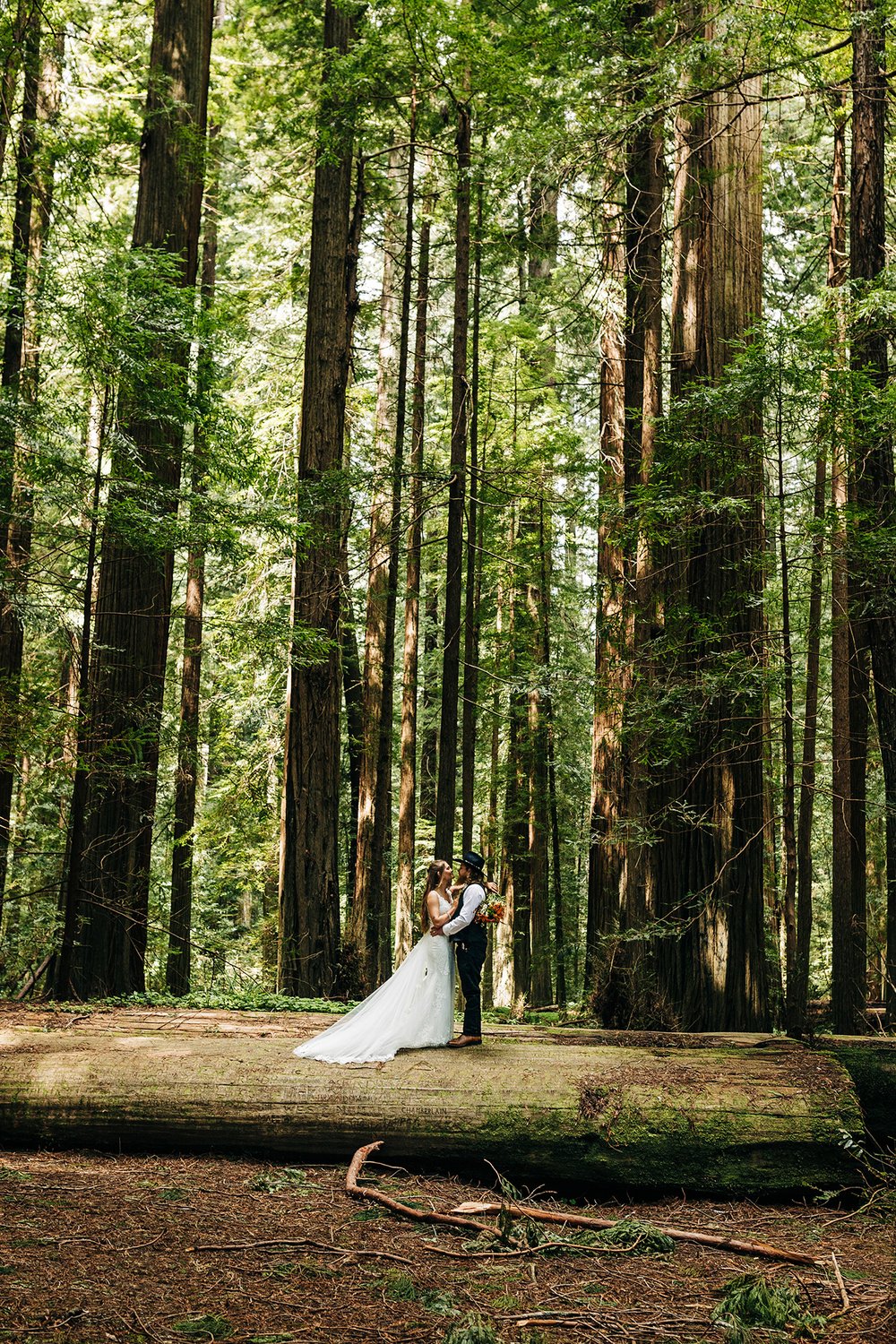 humboldt-redwoods-elopement-44.jpg