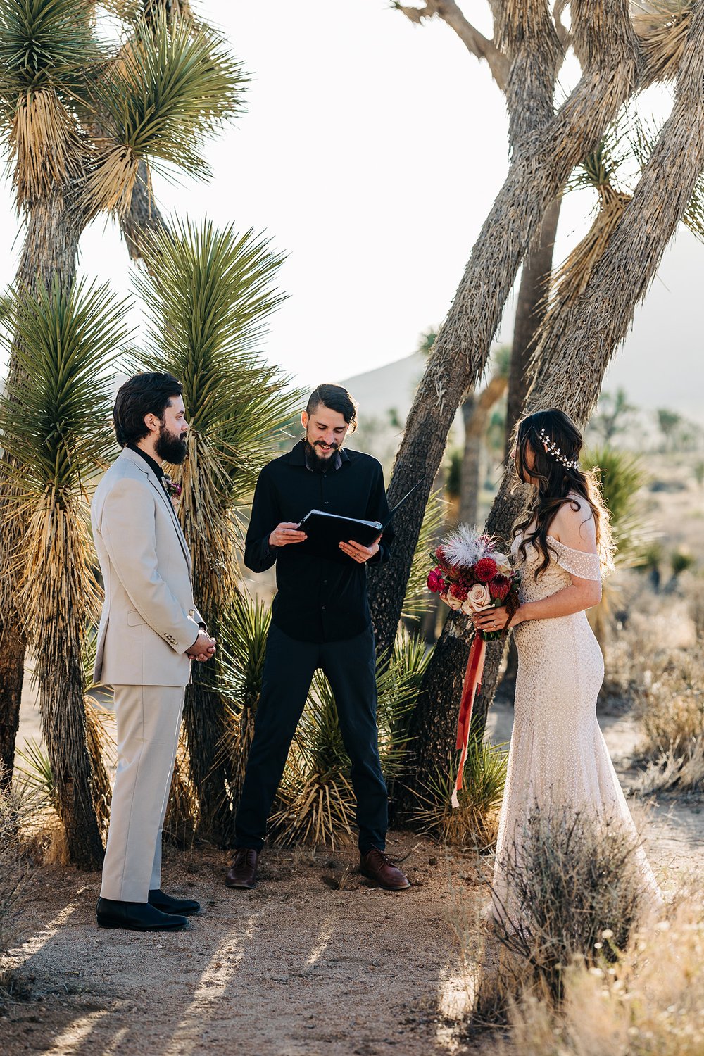 emotional-sunrise-elopement-joshua-tree-17.jpg