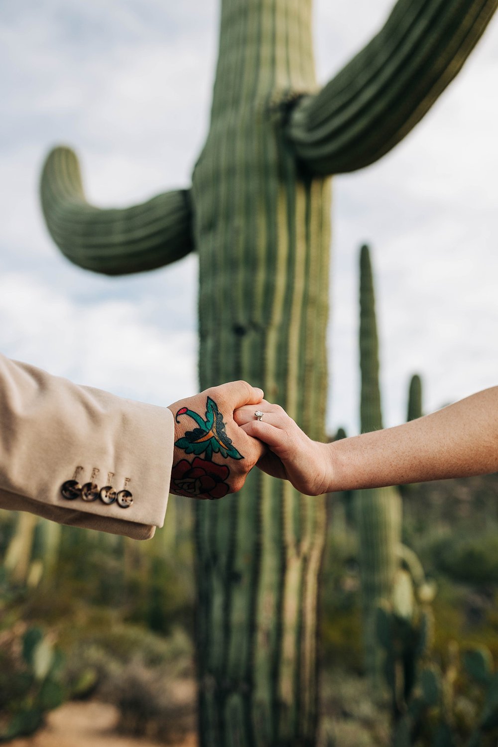 sunny-saguaro-national-park-elopement-39.jpg