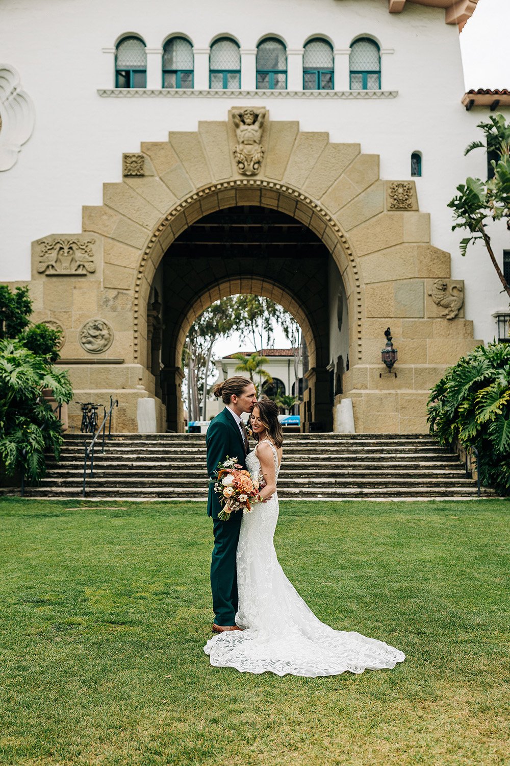 santa-barbara-courthouse-wedding-35.jpg