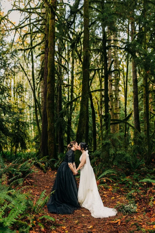 black wedding dress meaning spiritual Black Wedding Dresses: Embrace the Nontraditional Bridal Look