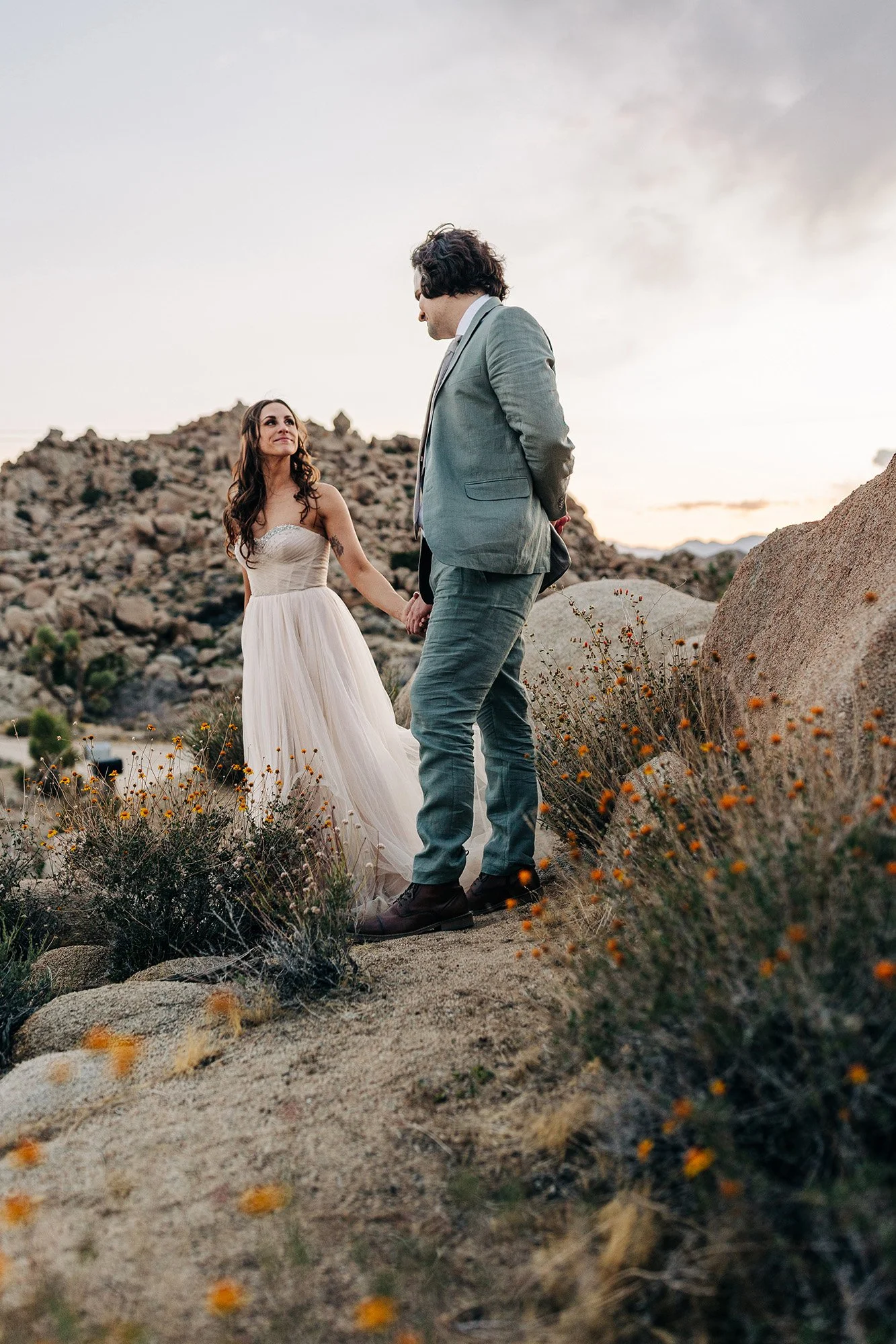 yucca-valley-airbnb-wedding-96.jpg