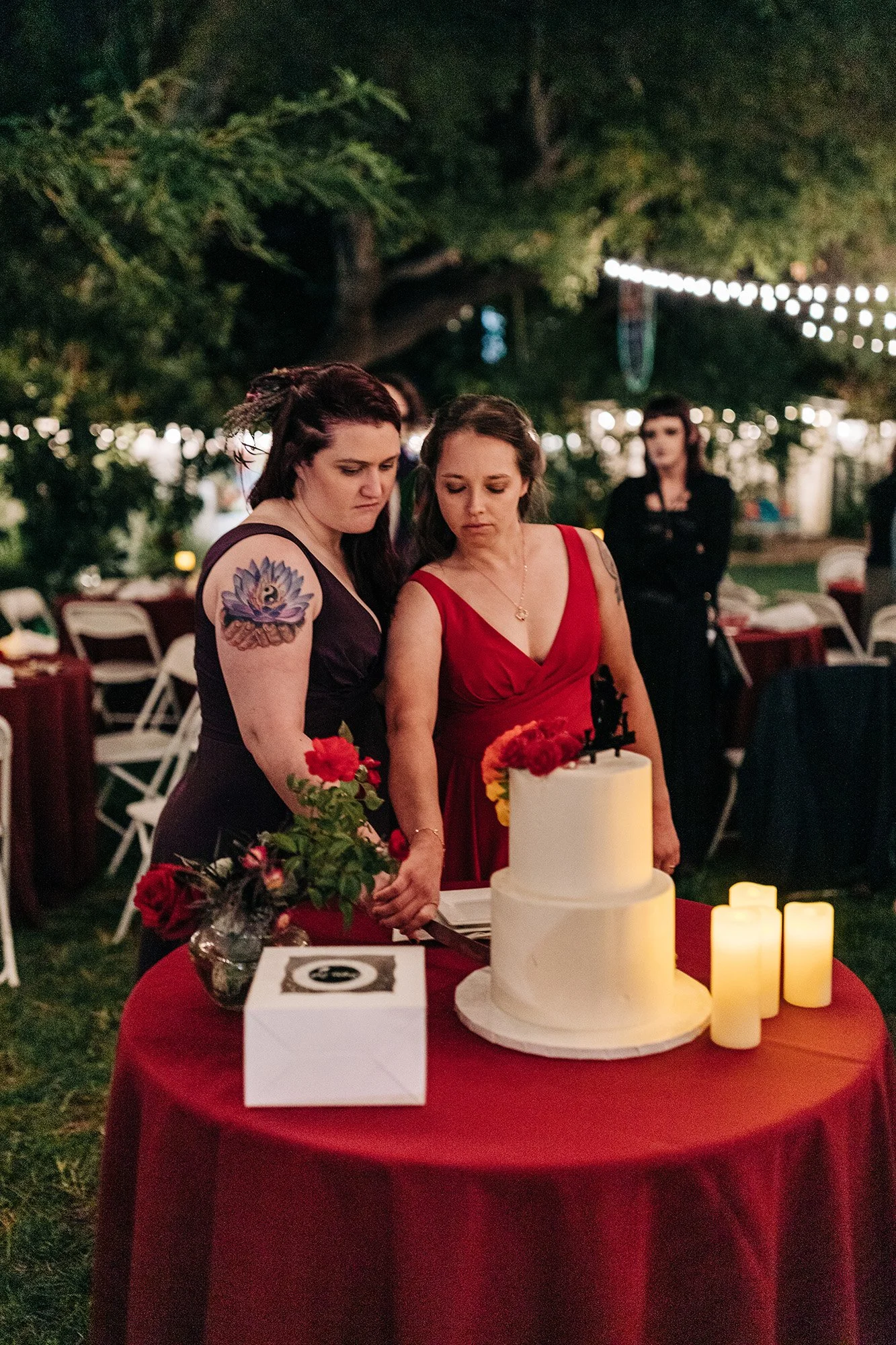 bold-colorful-intimate-garden-wedding2-122.jpg