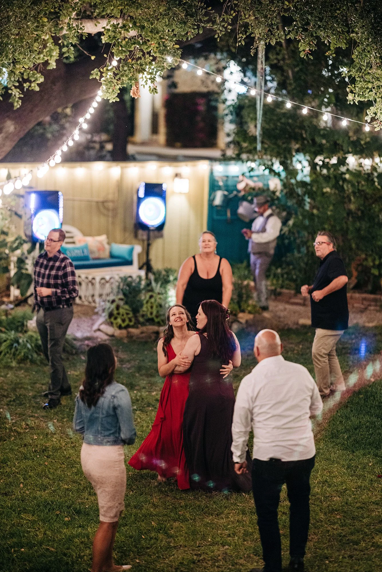 bold-colorful-intimate-garden-wedding2-124.jpg