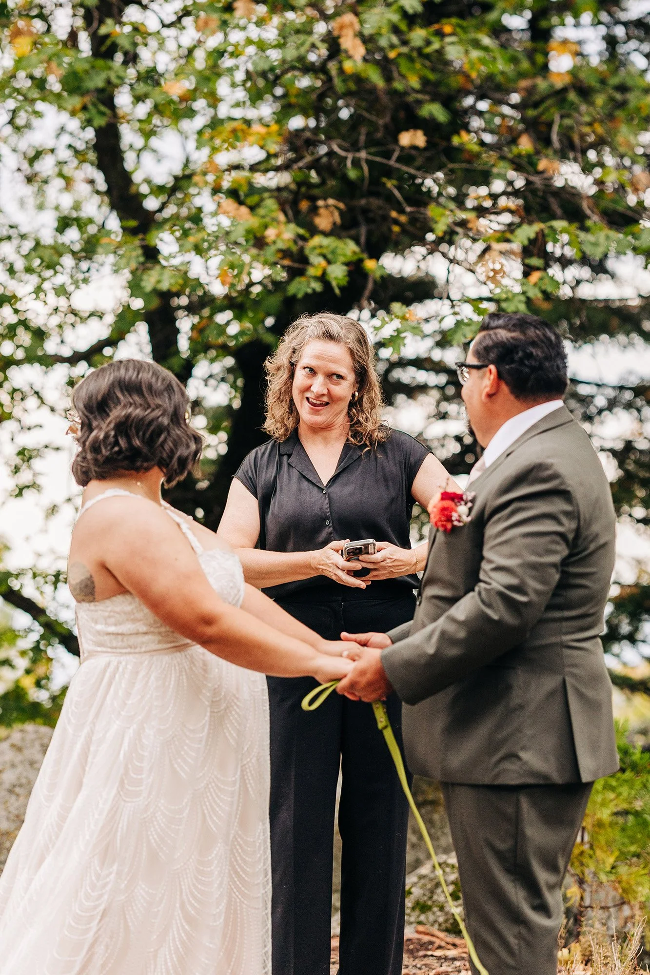 idyllwild-elopement-cabin-airbnb-40.jpg