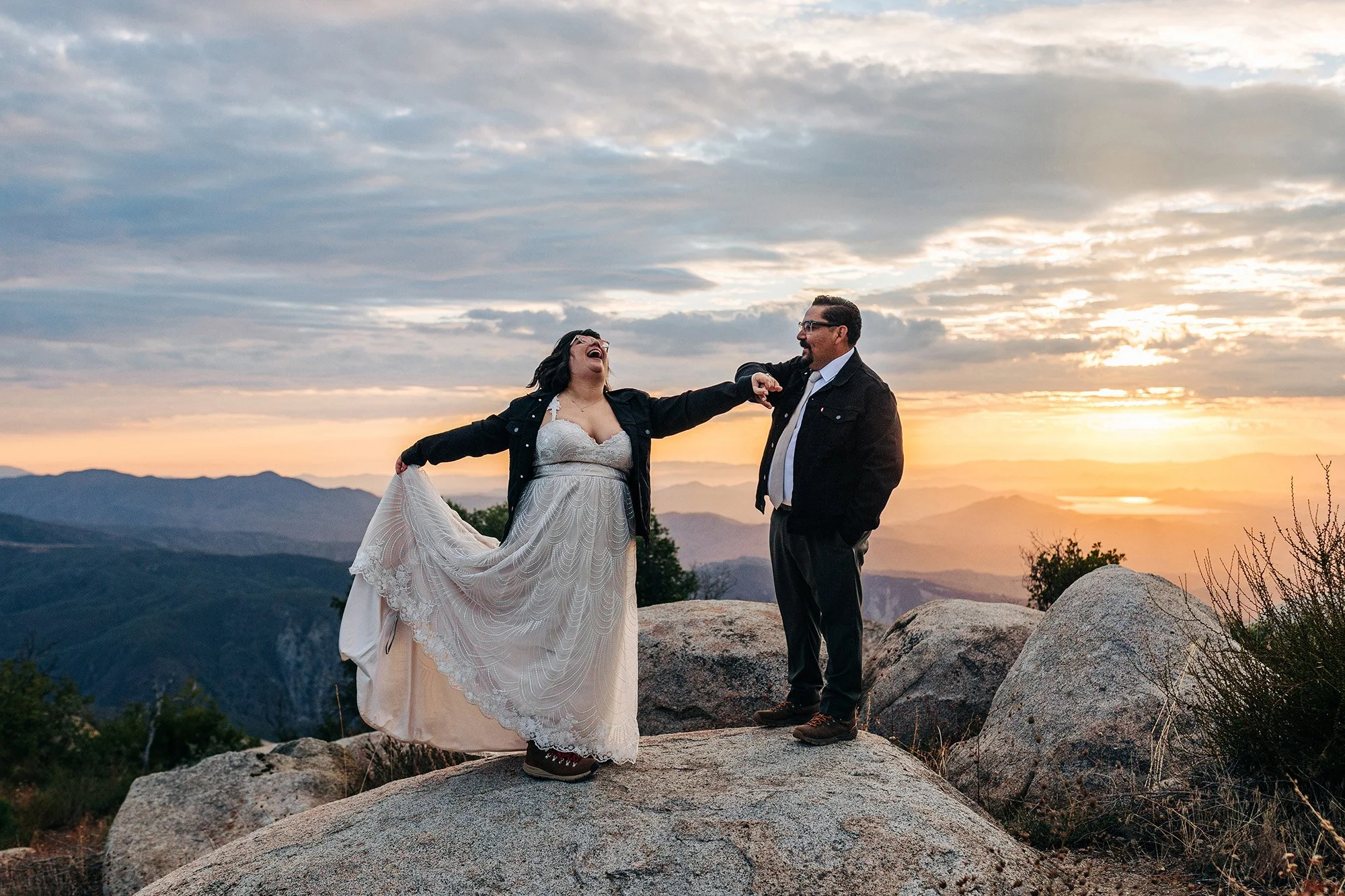 idyllwild-elopement-cabin-airbnb-102.jpg