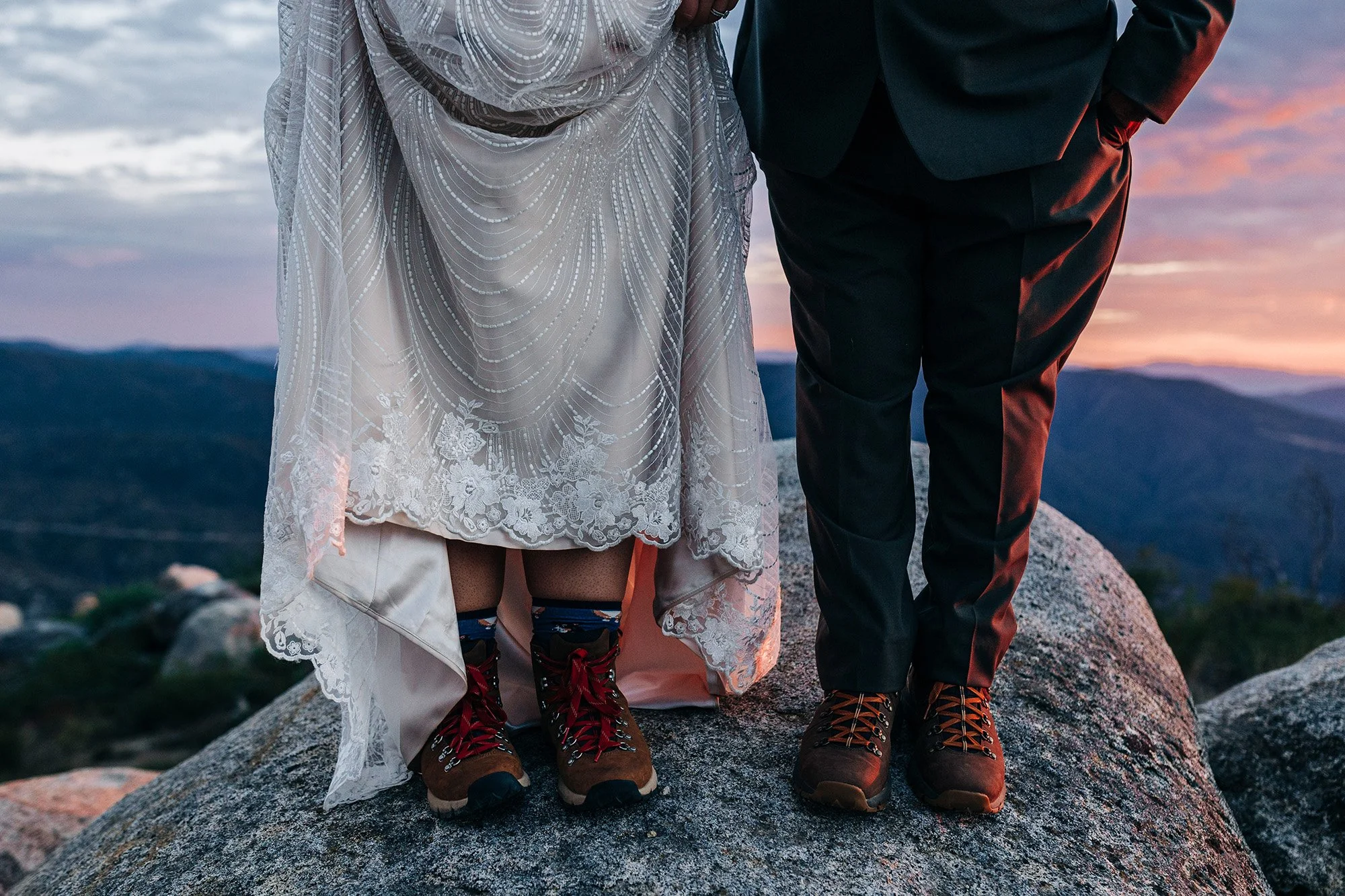 idyllwild-elopement-cabin-airbnb-121.jpg