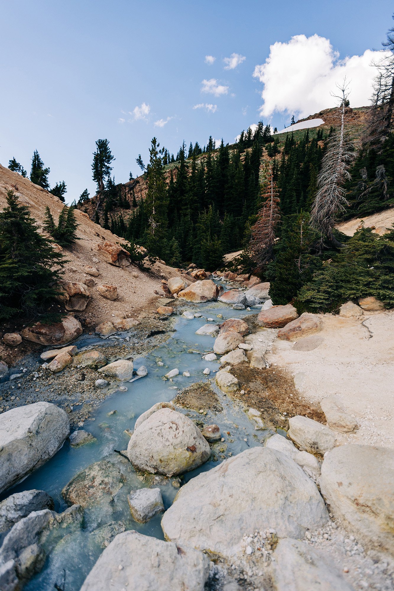 how-elope-lassen-volcanic-national-park-9.jpg