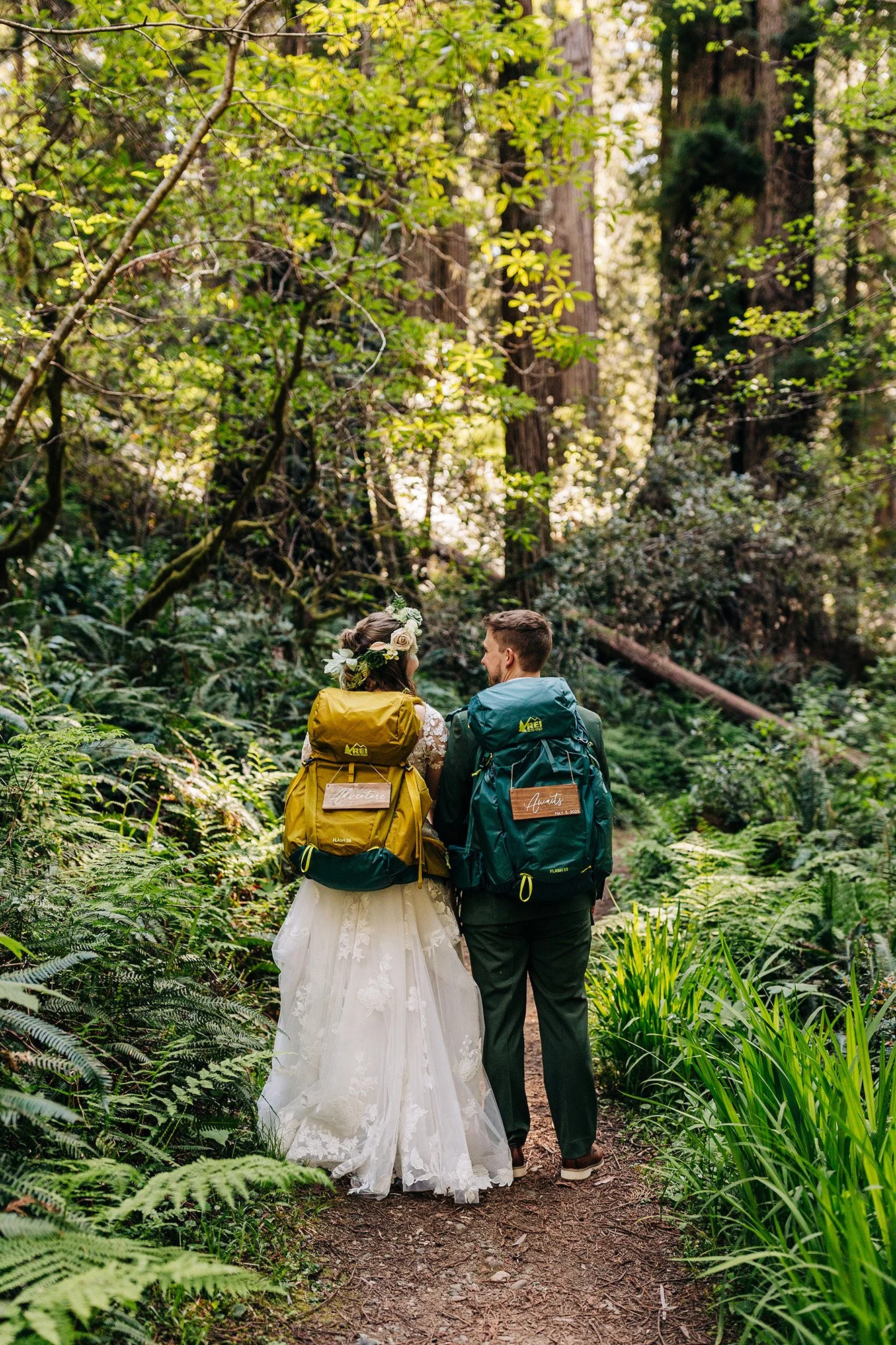 adventure-elopement-california-redwoods-37.jpg
