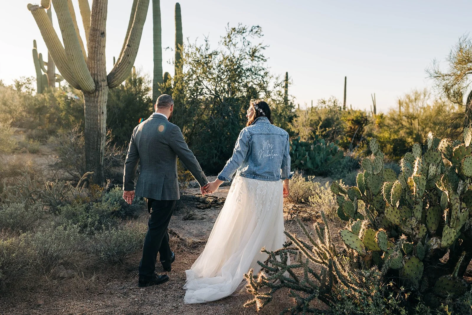 intimate-wedding-tucson-mountain-park-73.jpg