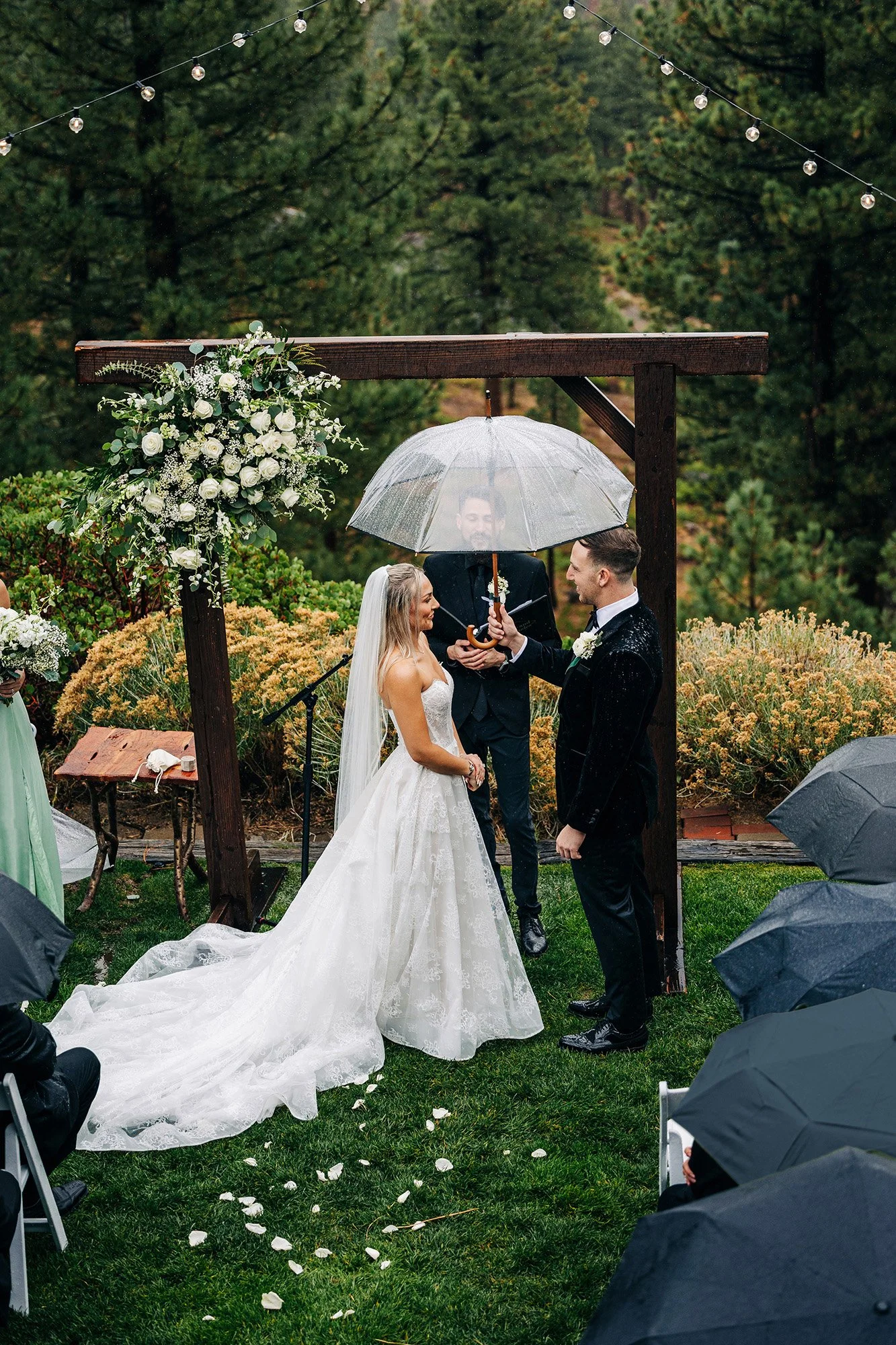 rainy-all-black-wedding-tannenbaum-event-center-reno-65.jpg