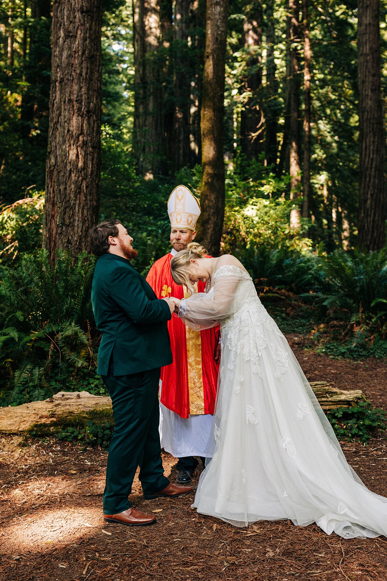 redwoods-micro-wedding-organ-donor-grove-63.jpg