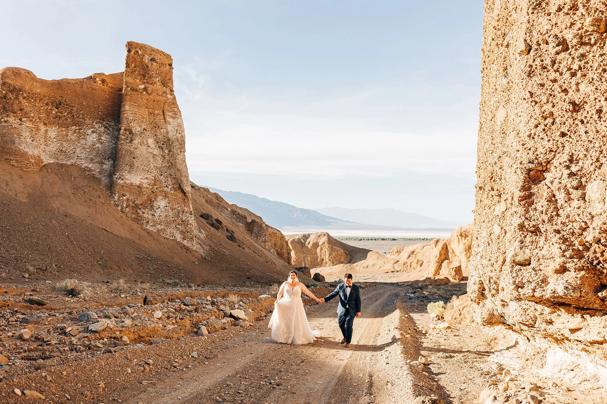 all-day-adventure-elopement-death-valley-16.jpg