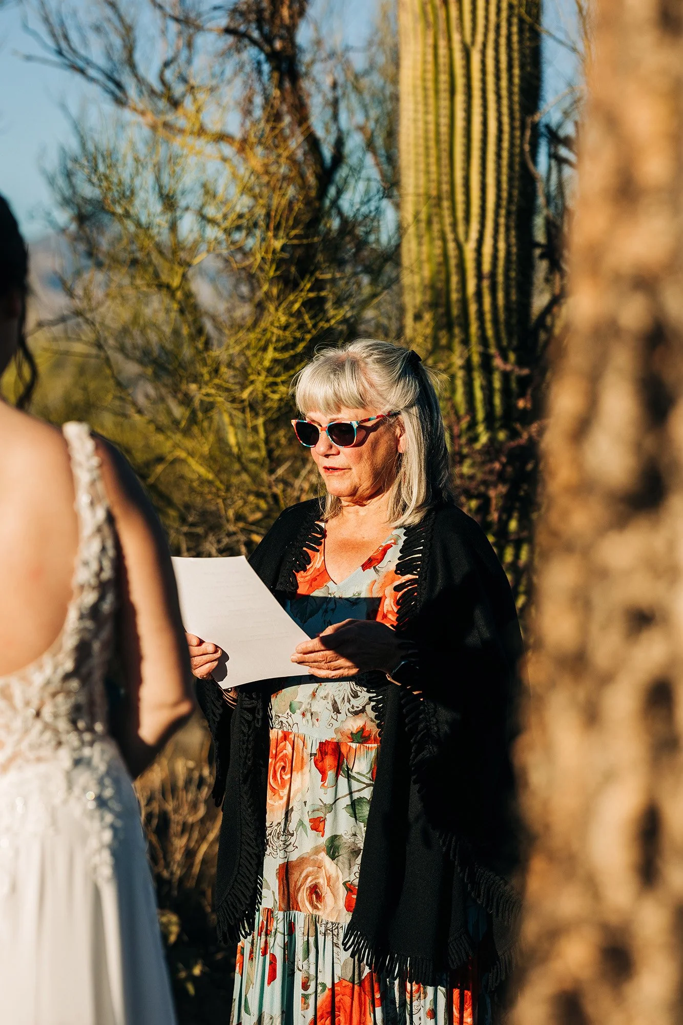 tucson-elopement-saguaros-classic-cars-in-n-out-46.jpg