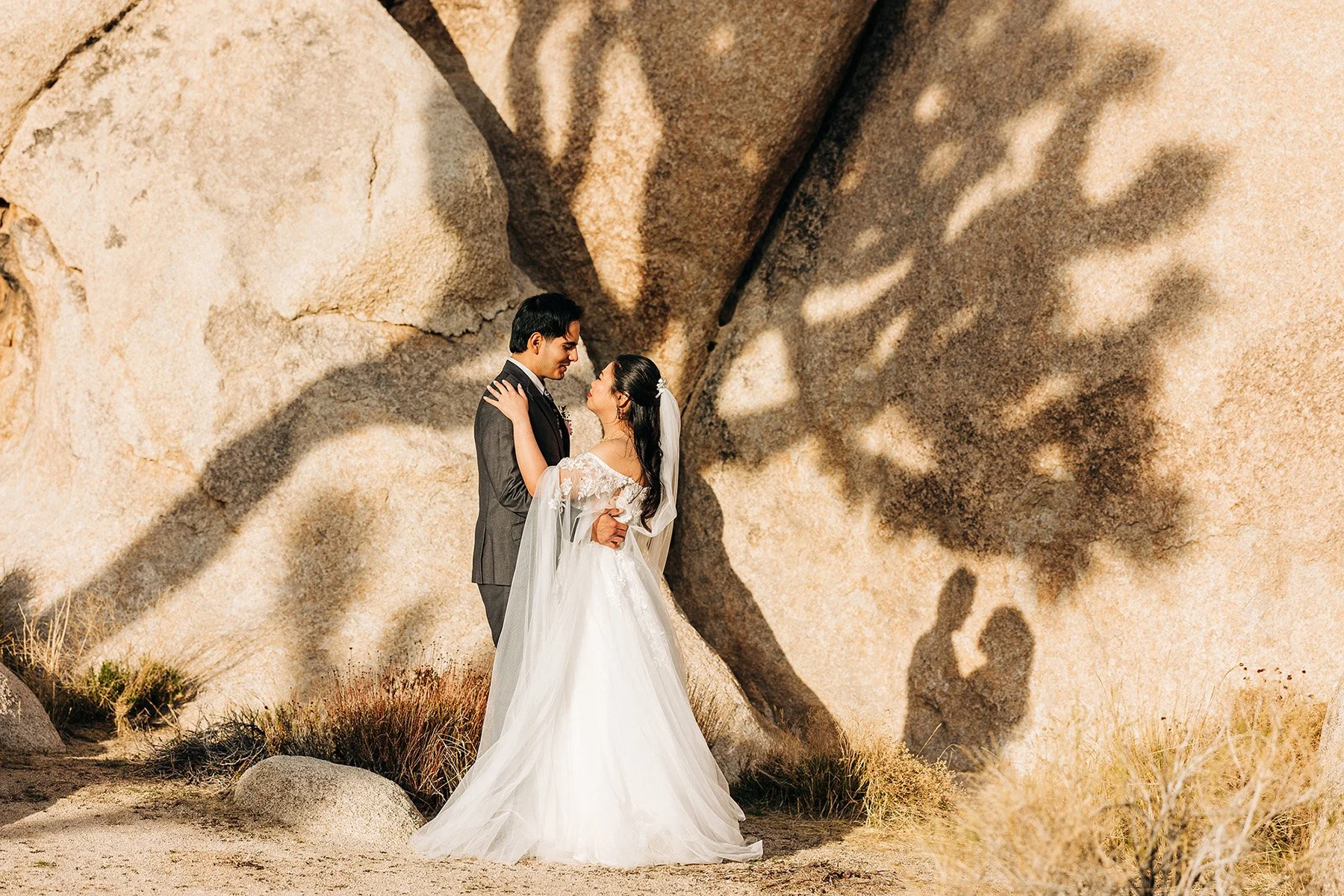 colorful-springtime-wedding-hidden-valley-joshua-tree-97.jpg