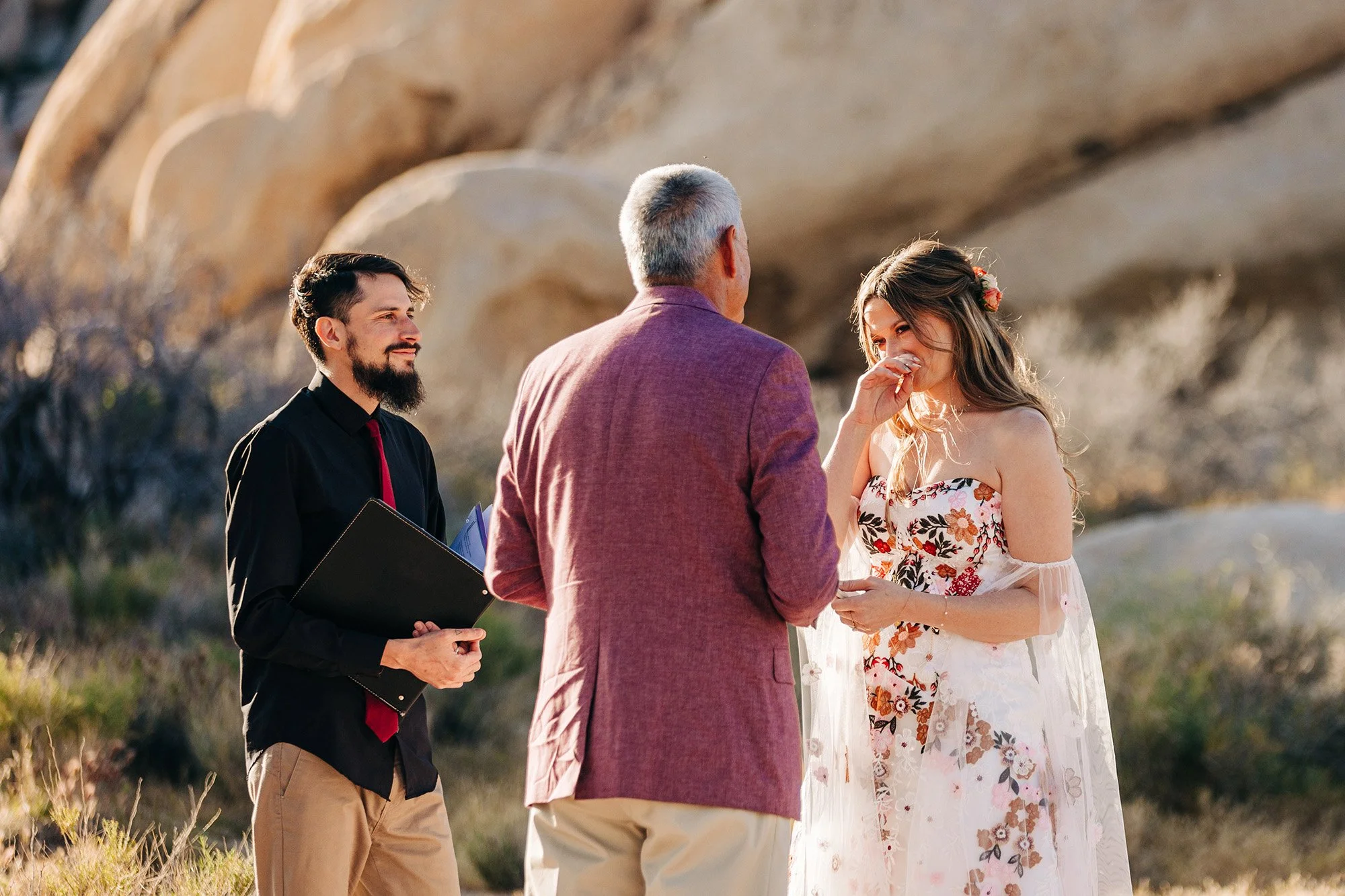pink-gold-florals-joshua-tree-elopement-43.jpg