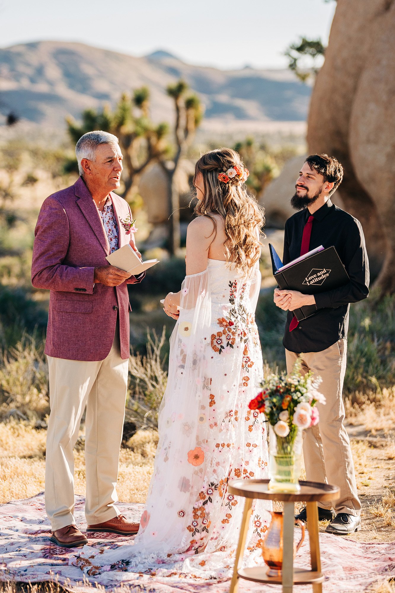 pink-gold-florals-joshua-tree-elopement-41.jpg