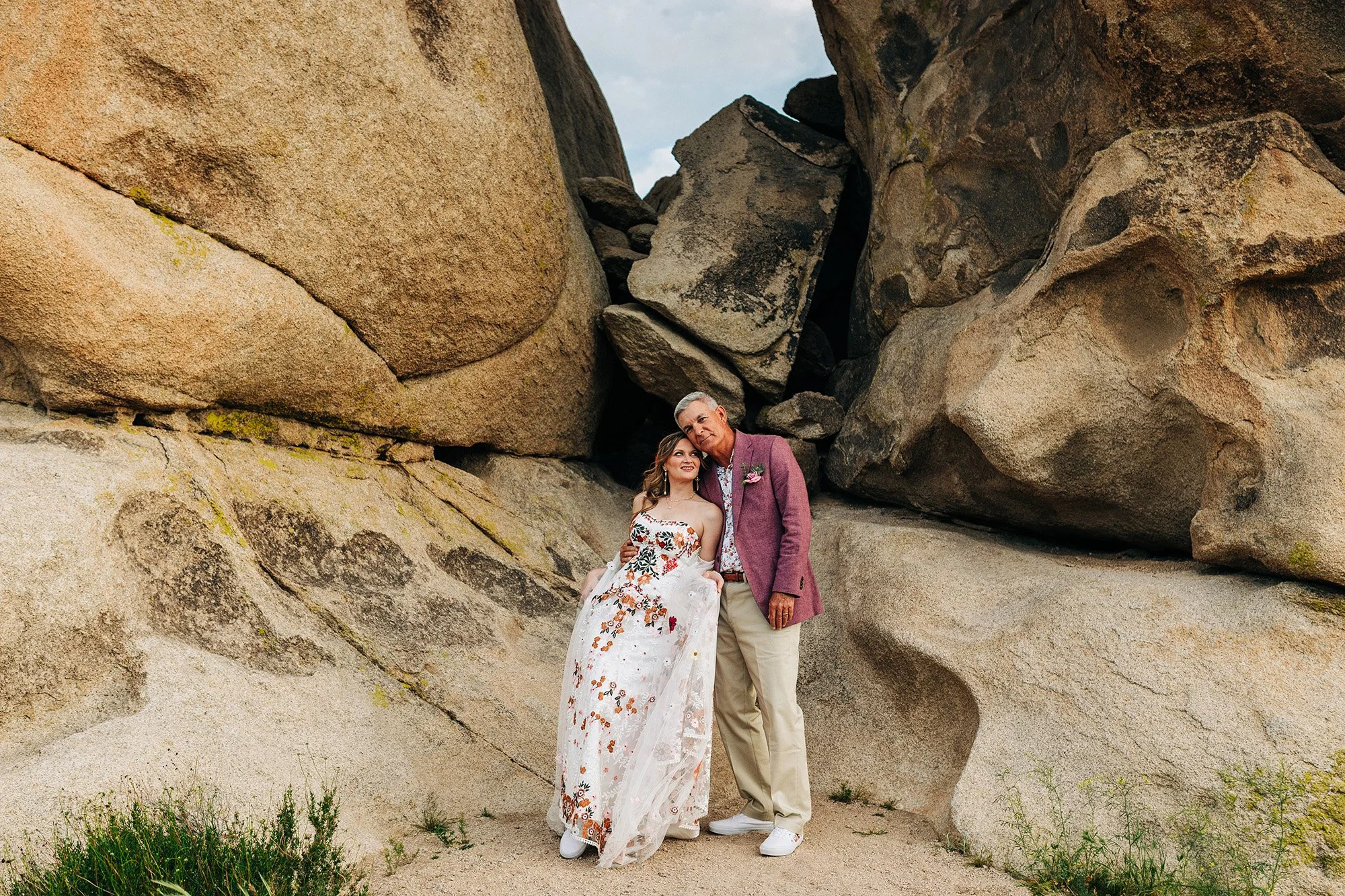 pink-gold-florals-joshua-tree-elopement-84.jpg