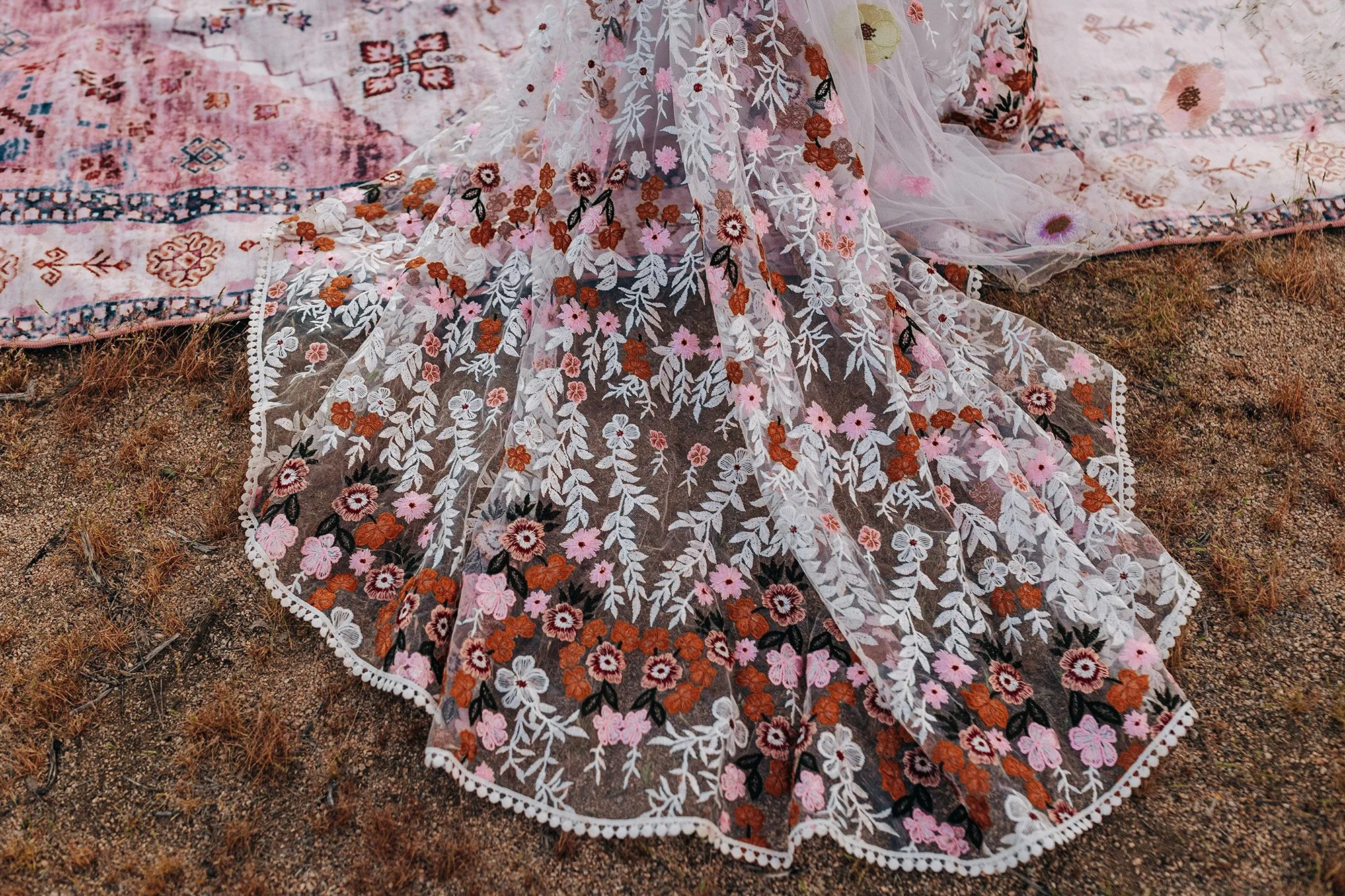 pink-gold-florals-joshua-tree-elopement-96.jpg