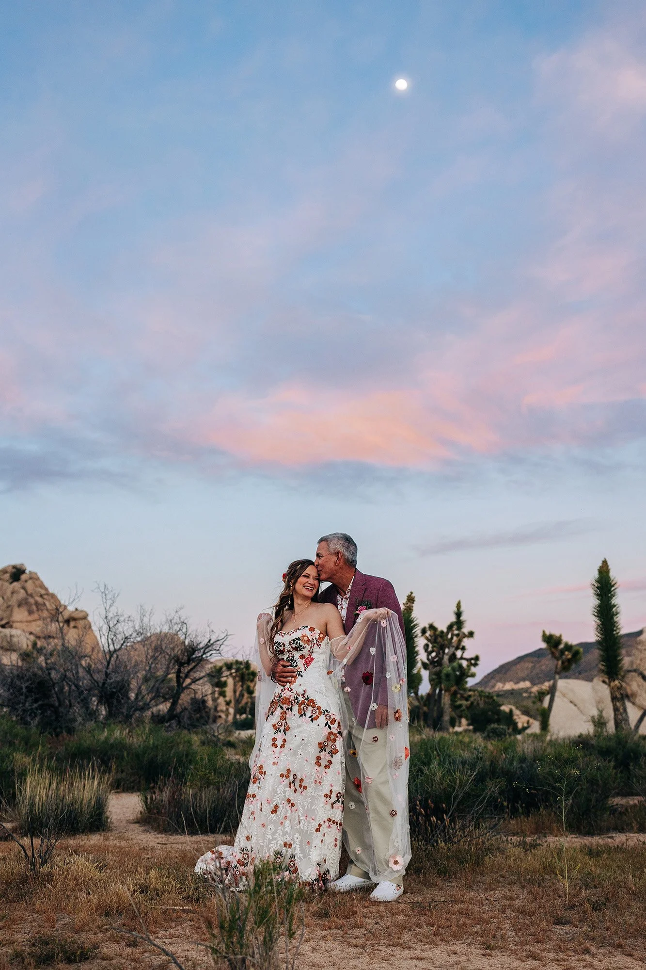 pink-gold-florals-joshua-tree-elopement-97.jpg