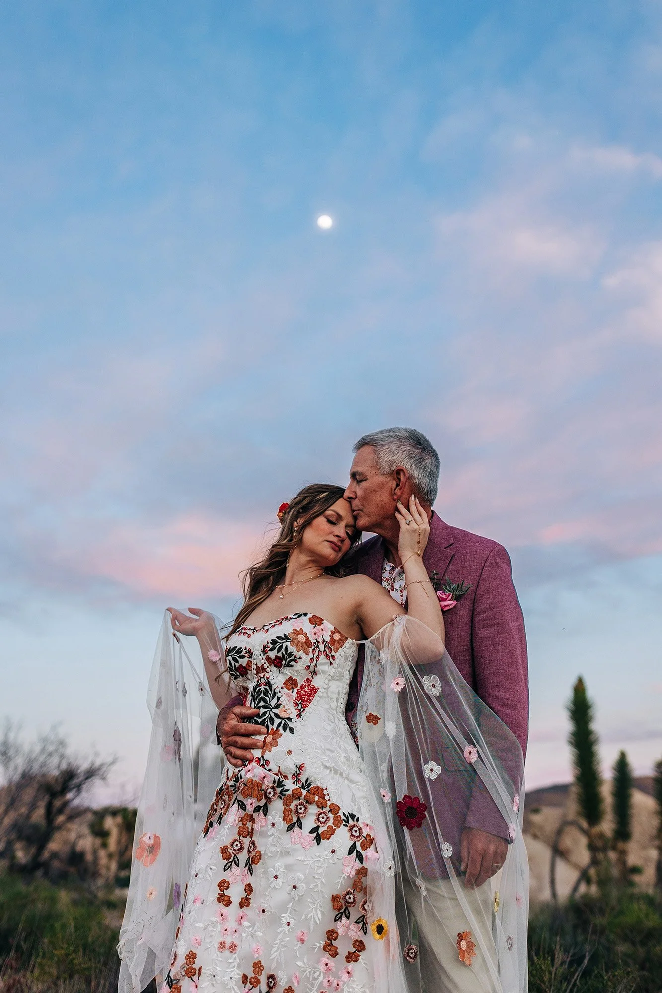 pink-gold-florals-joshua-tree-elopement-98.jpg