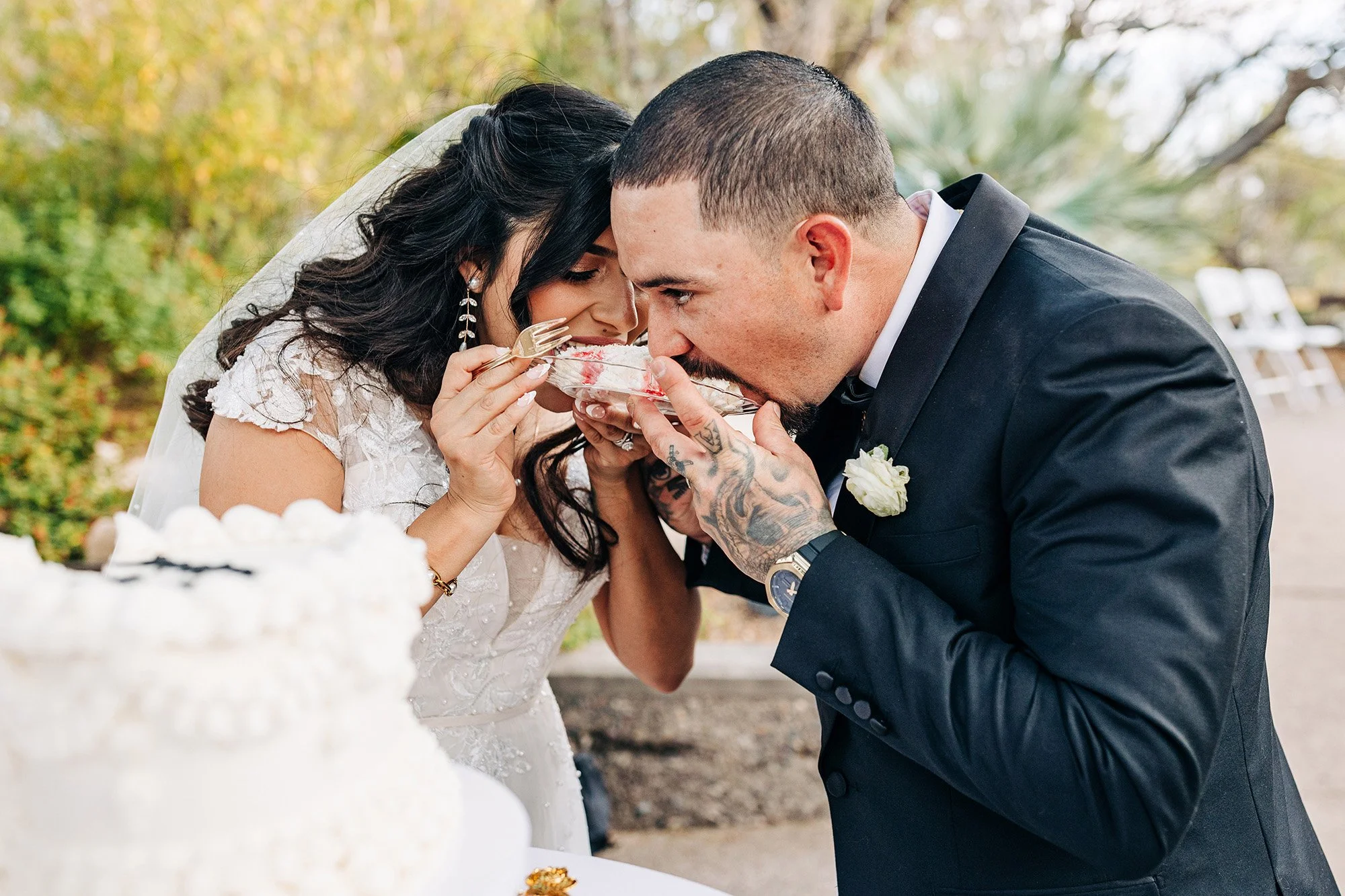 Cakes and Desserts for Elopements