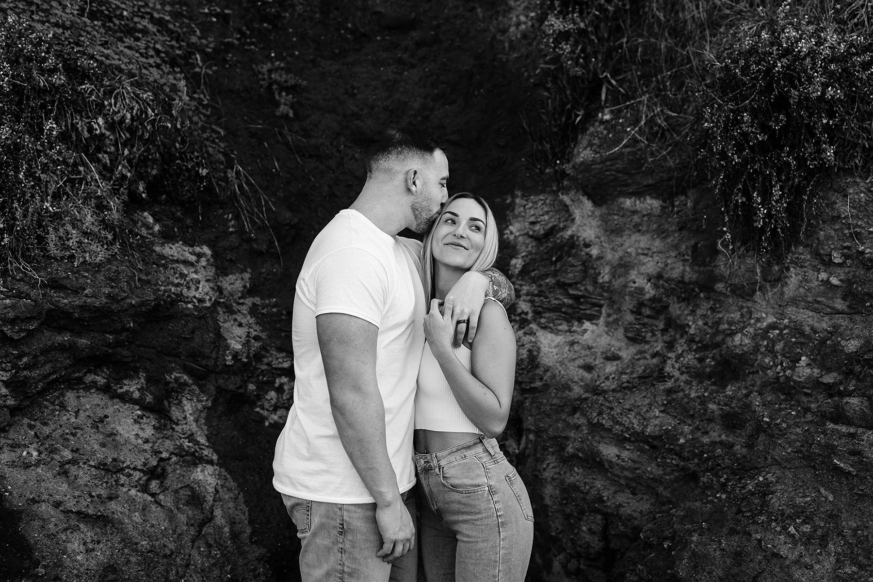 laguna-beach-engagement-session-8.jpg