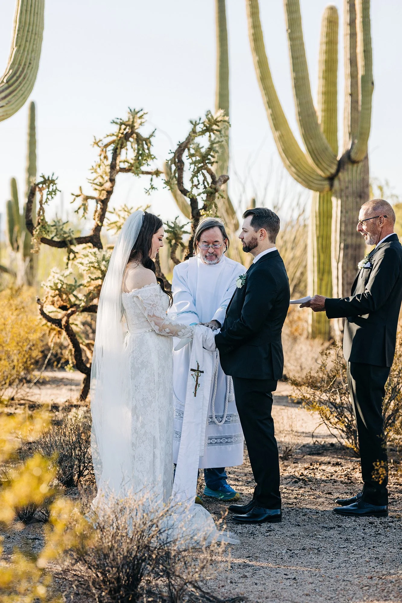 emotional-intimate-religious-wedding-saguaro-national-park-39.jpg