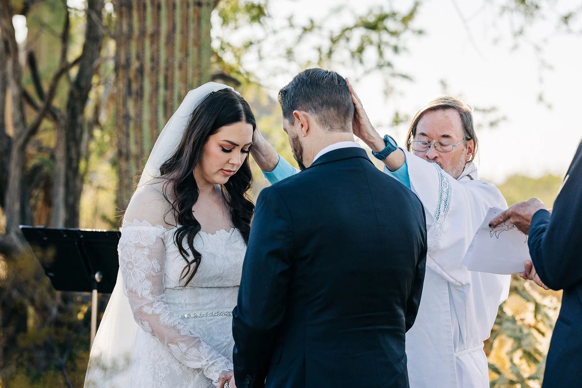 emotional-intimate-religious-wedding-saguaro-national-park-42.jpg