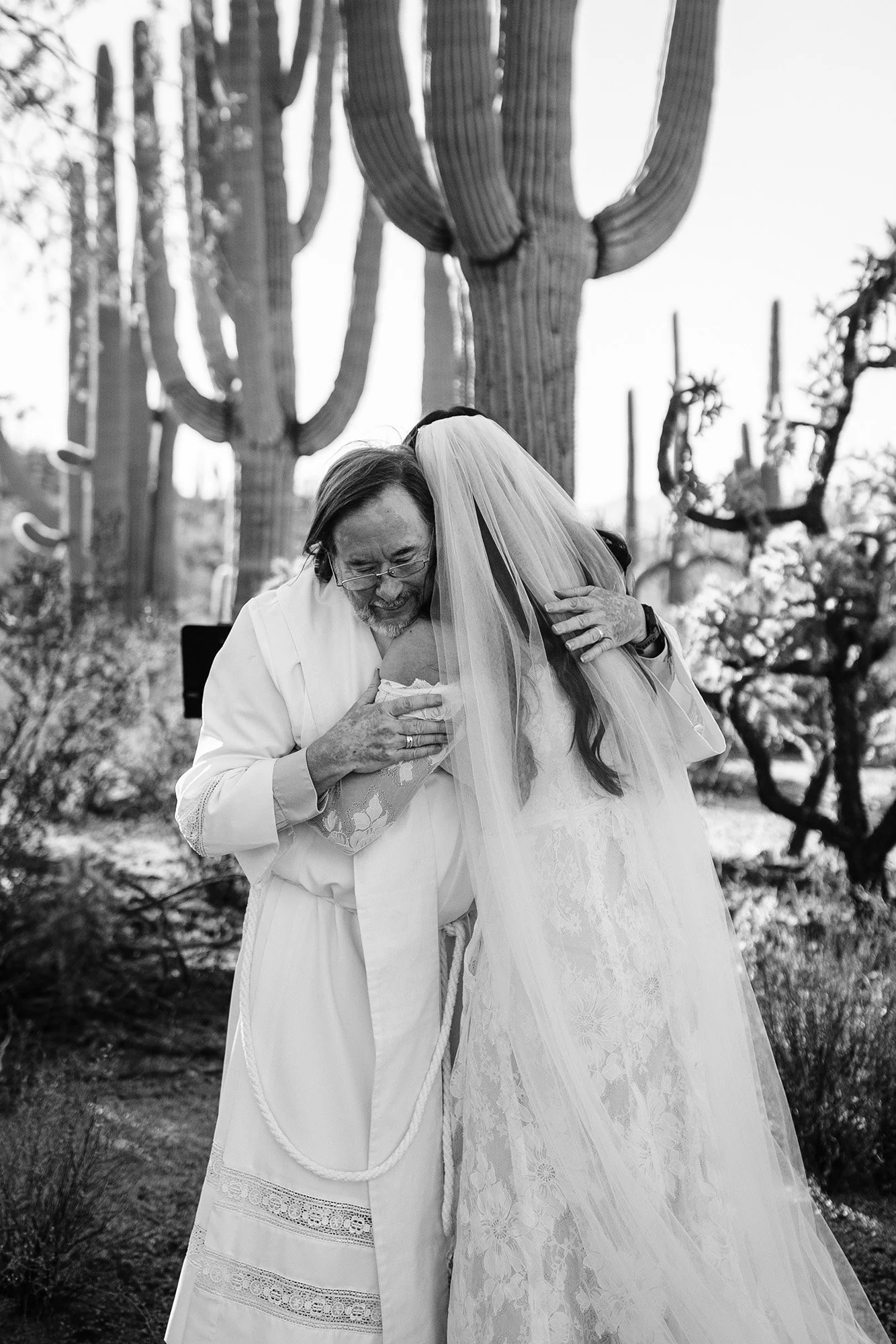 emotional-intimate-religious-wedding-saguaro-national-park-51.jpg