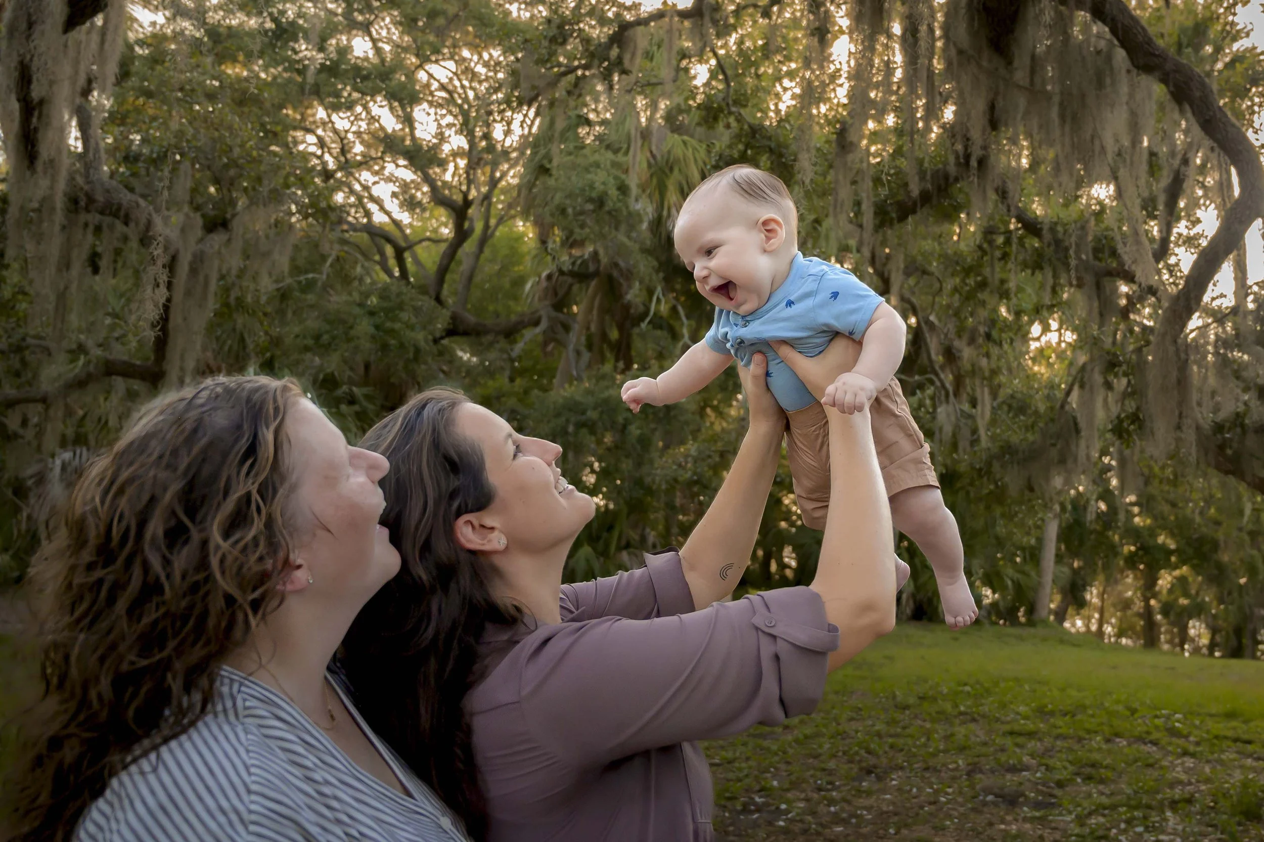 candid-family-portrait-photographer-near-me.jpg