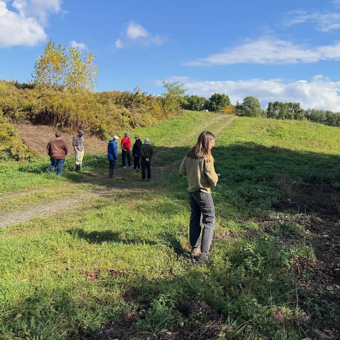 Autumn site walks are the best! ☀️ throw back to a  site walk for an environmental restoration project with our freinds at @barton_loguidice - our first steps of getting to know a site is to study the land by walking and digging a little to understan