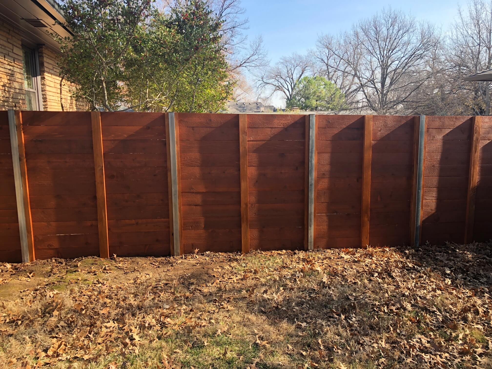 stained-cedar-horizontal-picket-fence-okc-bac (2).jpeg