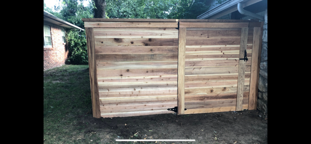 horizontal-cap-trim-cedar-fence-company-okc.PNG