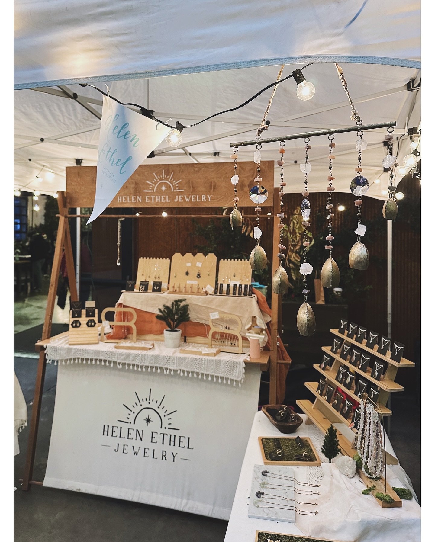 A sincere thank you from the bottom of my heart to all who stopped by to shop, chat, or share a kind comment about my work these past two weekends. Thank you also to everyone who makes the magic of the @kennettholidayvillagemarket happen- @kennett.co