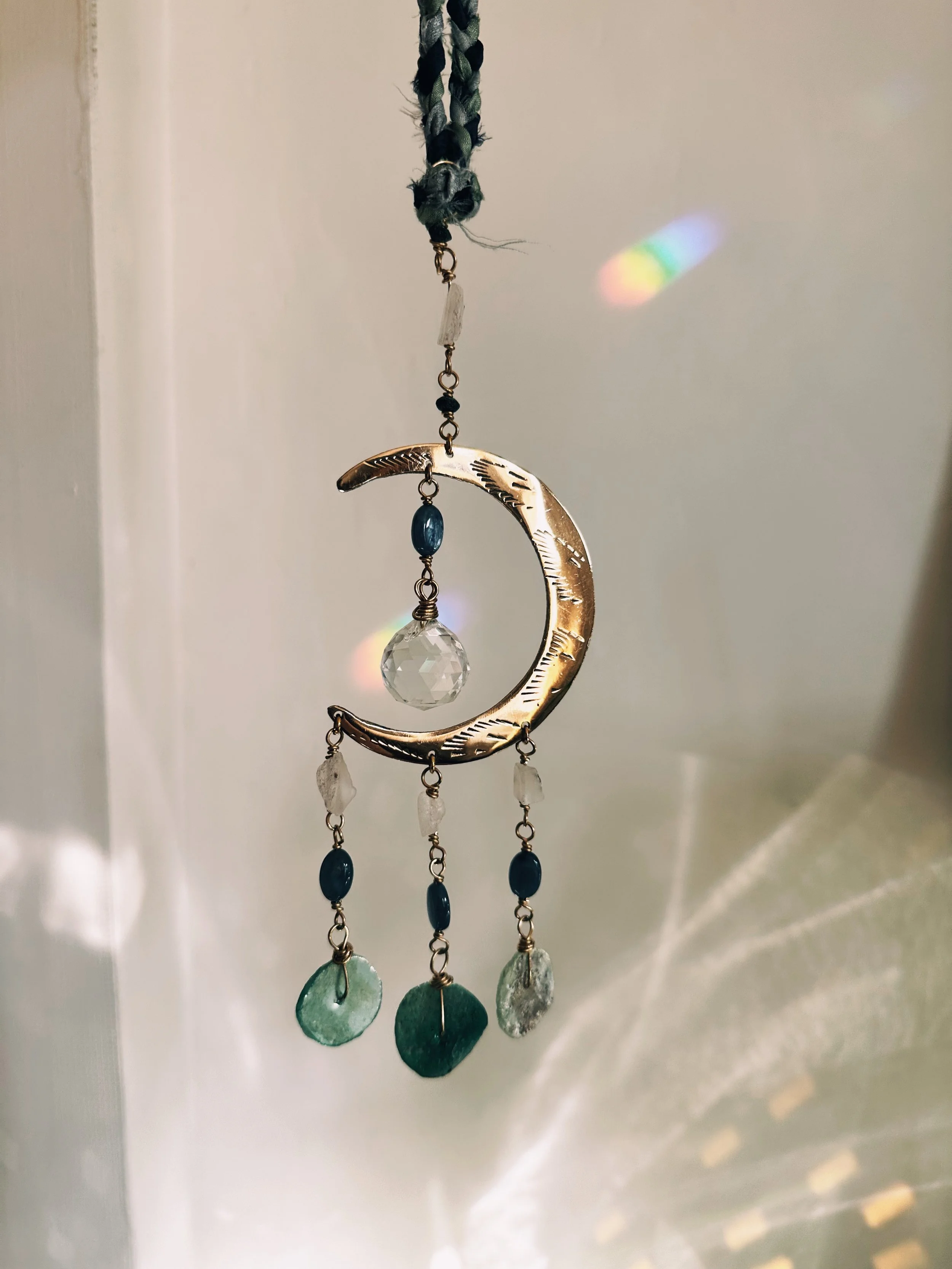 Two color blue ribbon 9631_VSCO.JPG