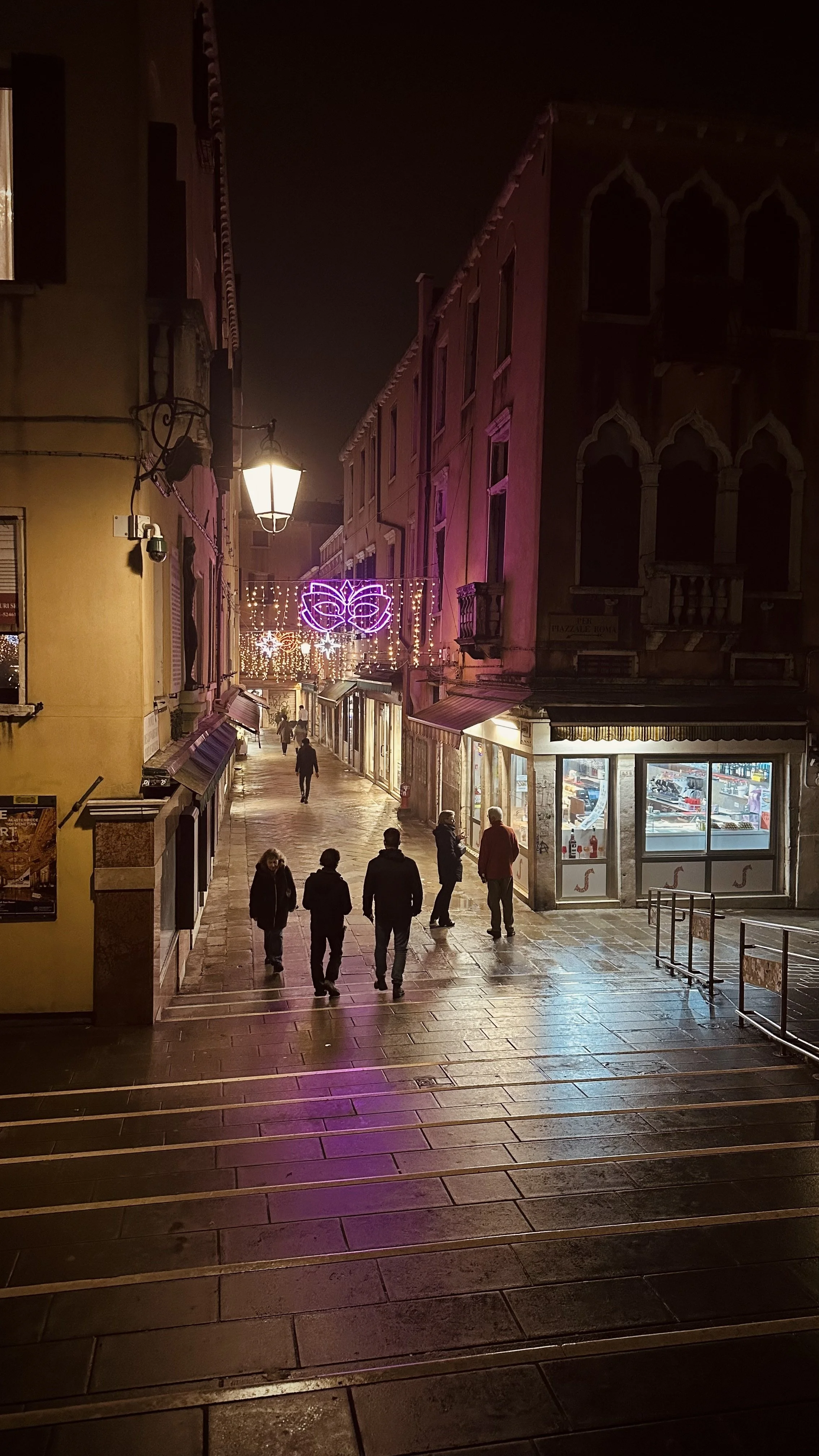 Venice.Italy.HannahVanWagner_4431.jpeg