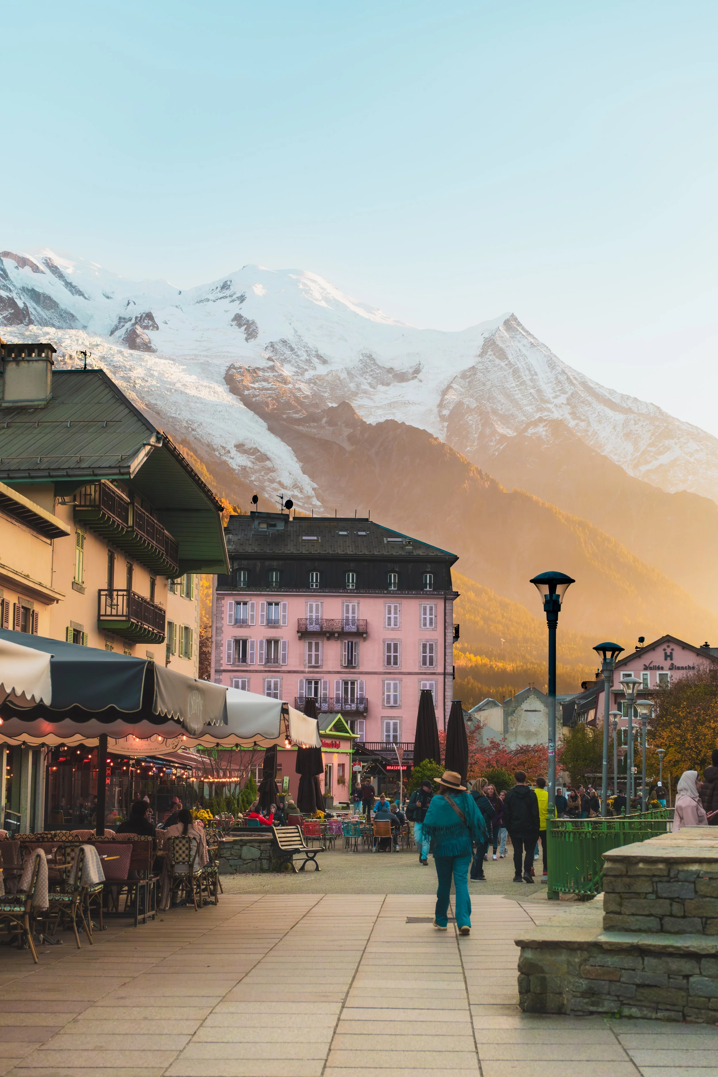 2025-Oct-Chamonix-HannahVanWagner-9.jpg