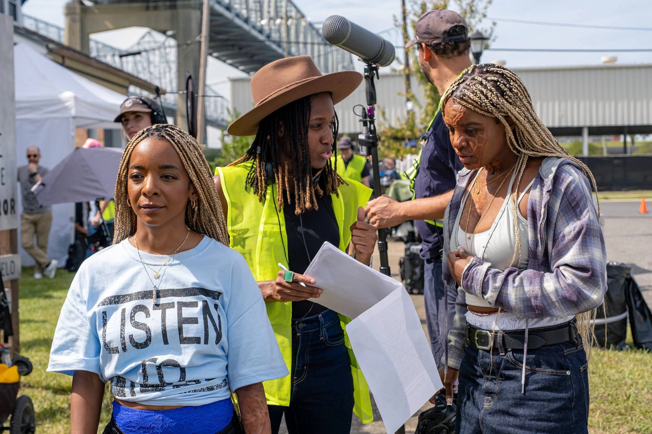  Actors Kara Young and Mallori Johnson with director Aleshea Harris on the set of ‘Is God Is’ • Photo Credit: Patti Perret, Amazon MGM Studios, Orion Pictures 